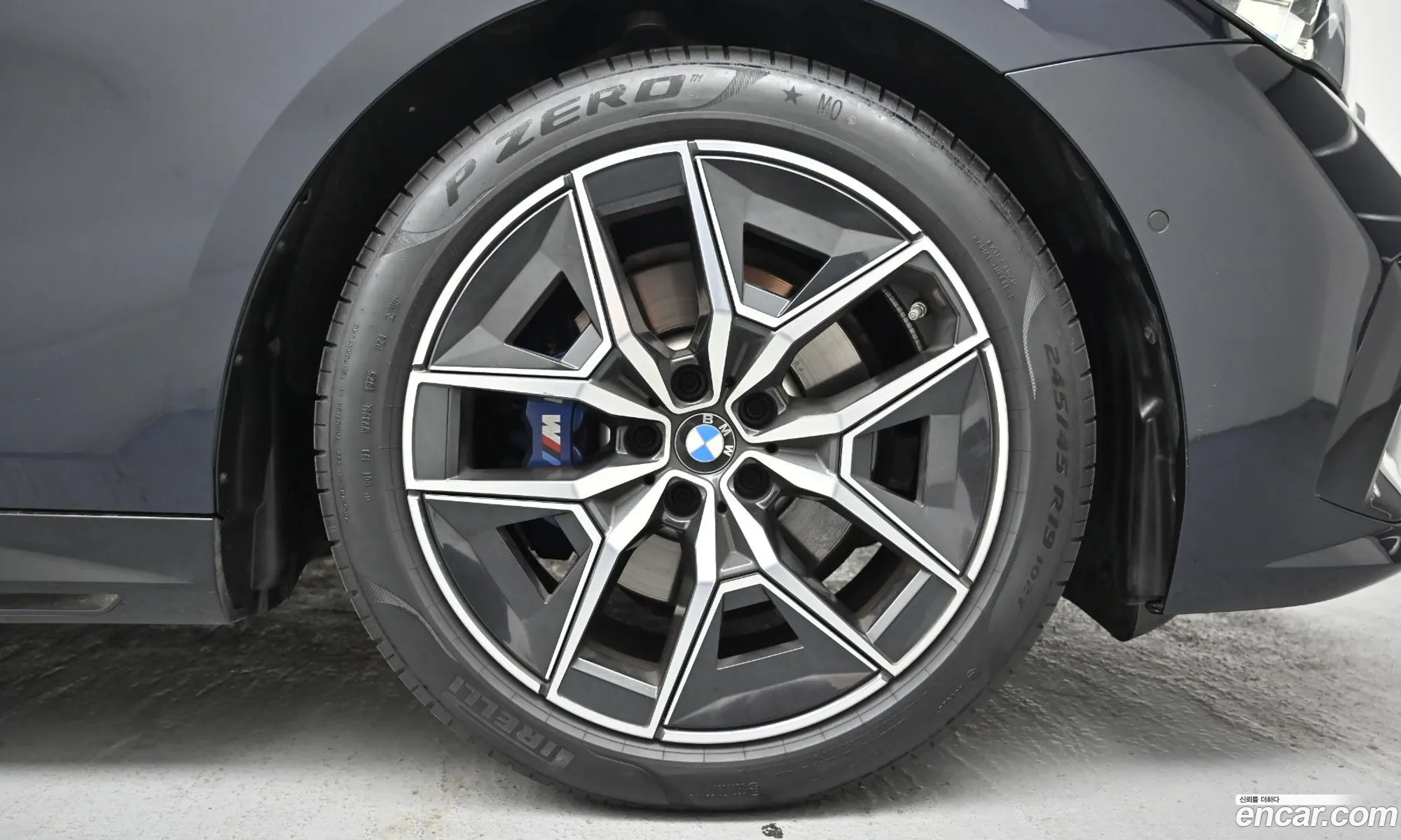 BMW 5 Series 2025 — 2
