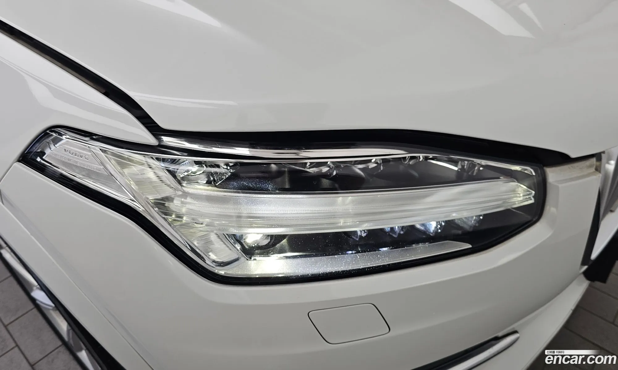 Volvo XC90 2017 YV1LF68ACJ1190882 — 18