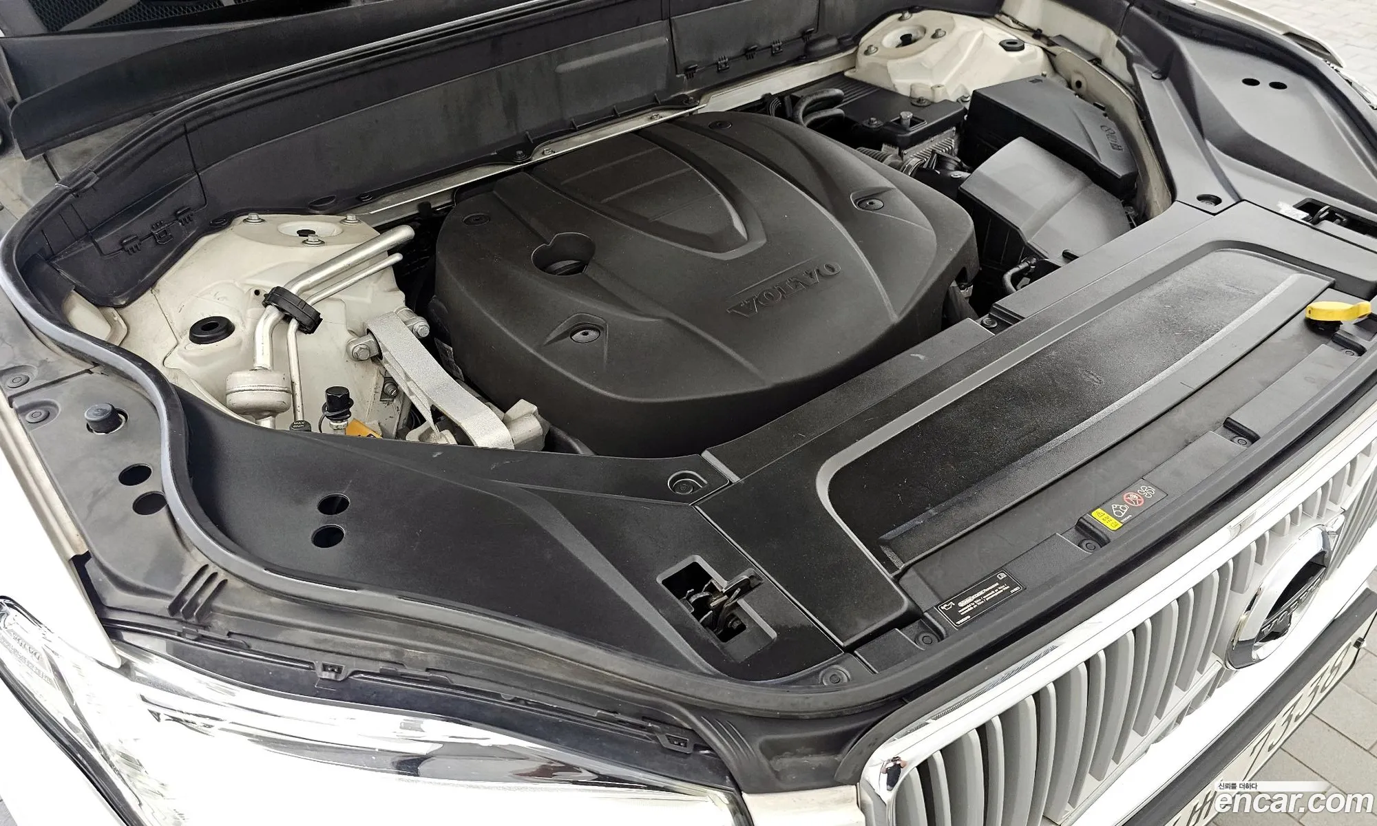 Volvo XC90 2017 YV1LF68ACJ1190882 — 7