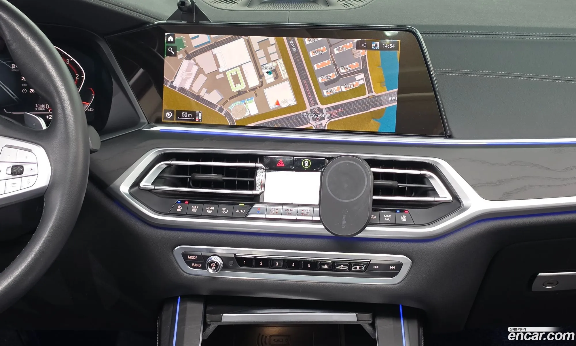 BMW X7 2020 — 11