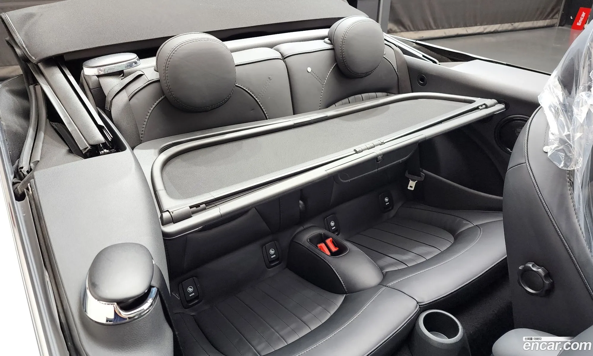 Mini Cooper S Convertible 2023 WMW51DL0 — 12