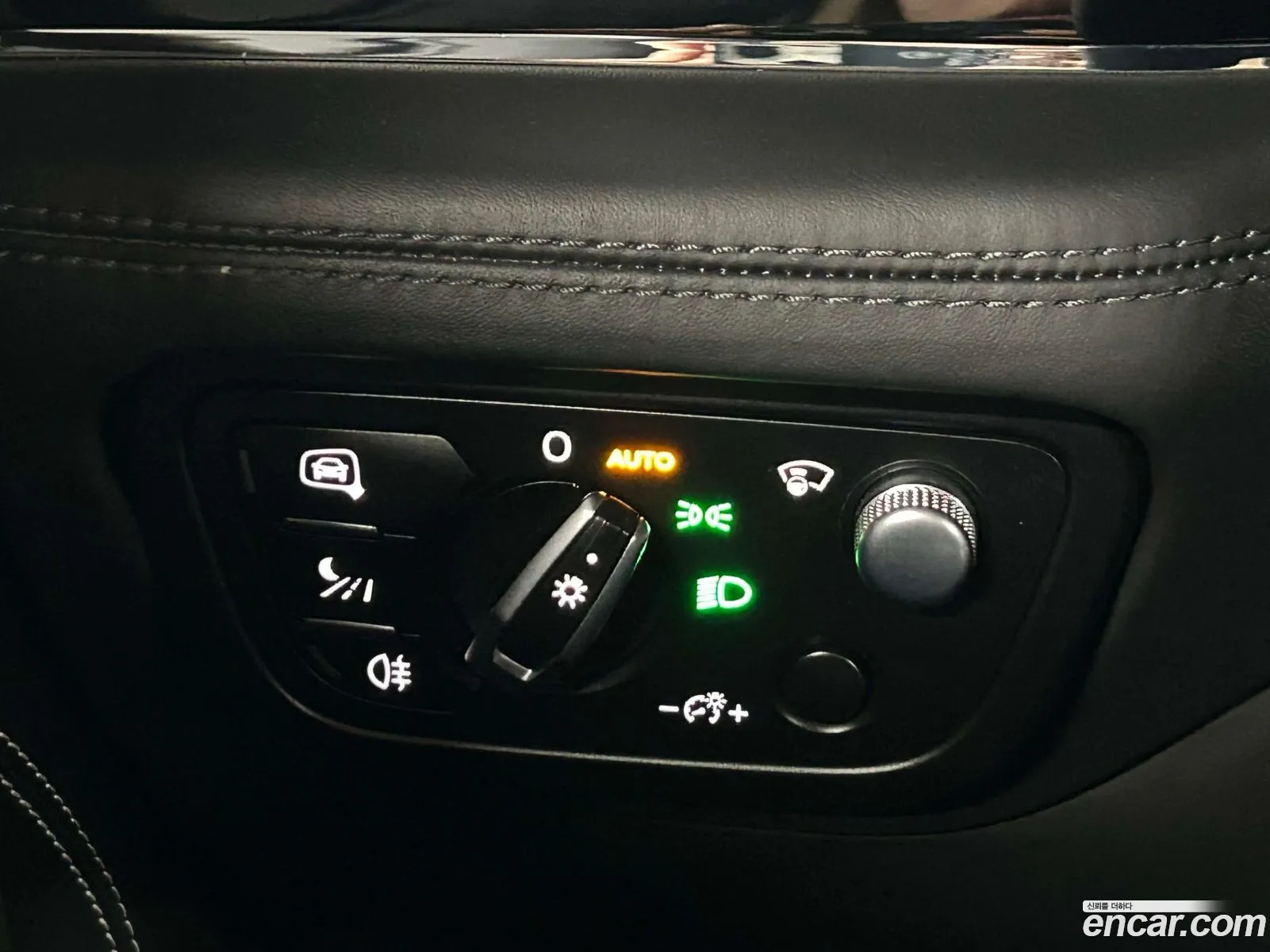 Bentley Bentayga 2020 — 10
