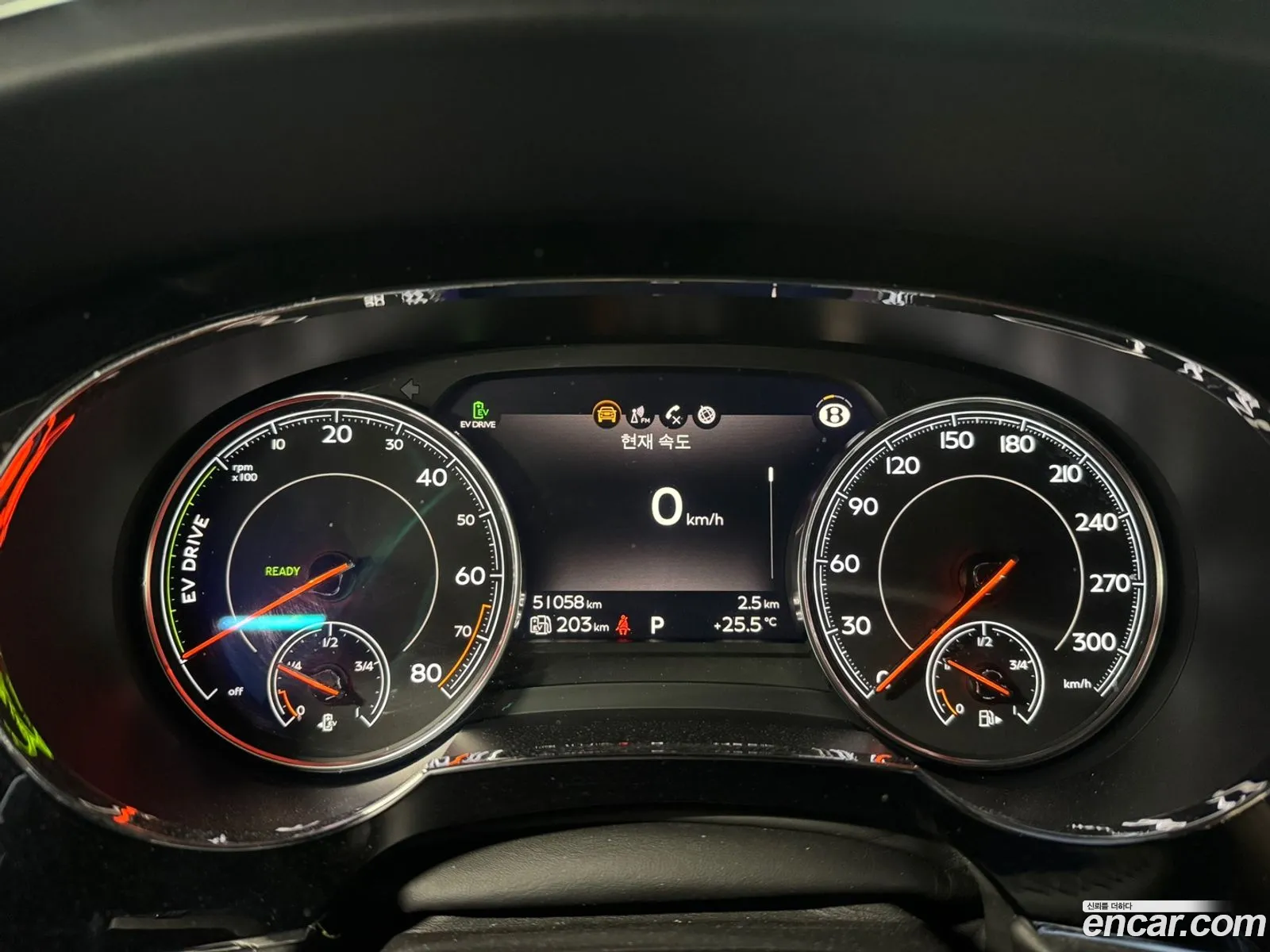 Bentley Bentayga 2020 — 8