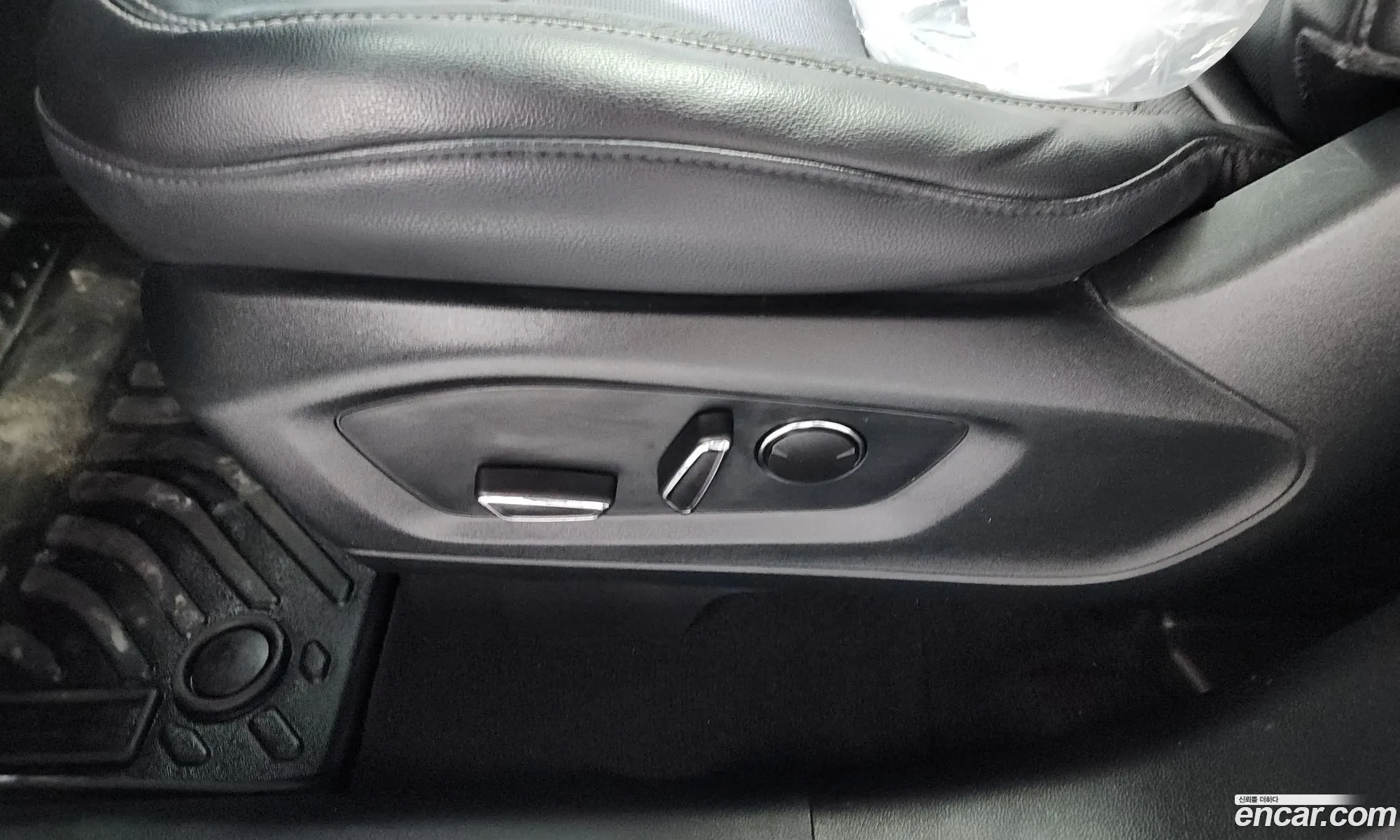Ford Explorer 6th Gen 2020 1FMSK8FH2LGC54637 — 18