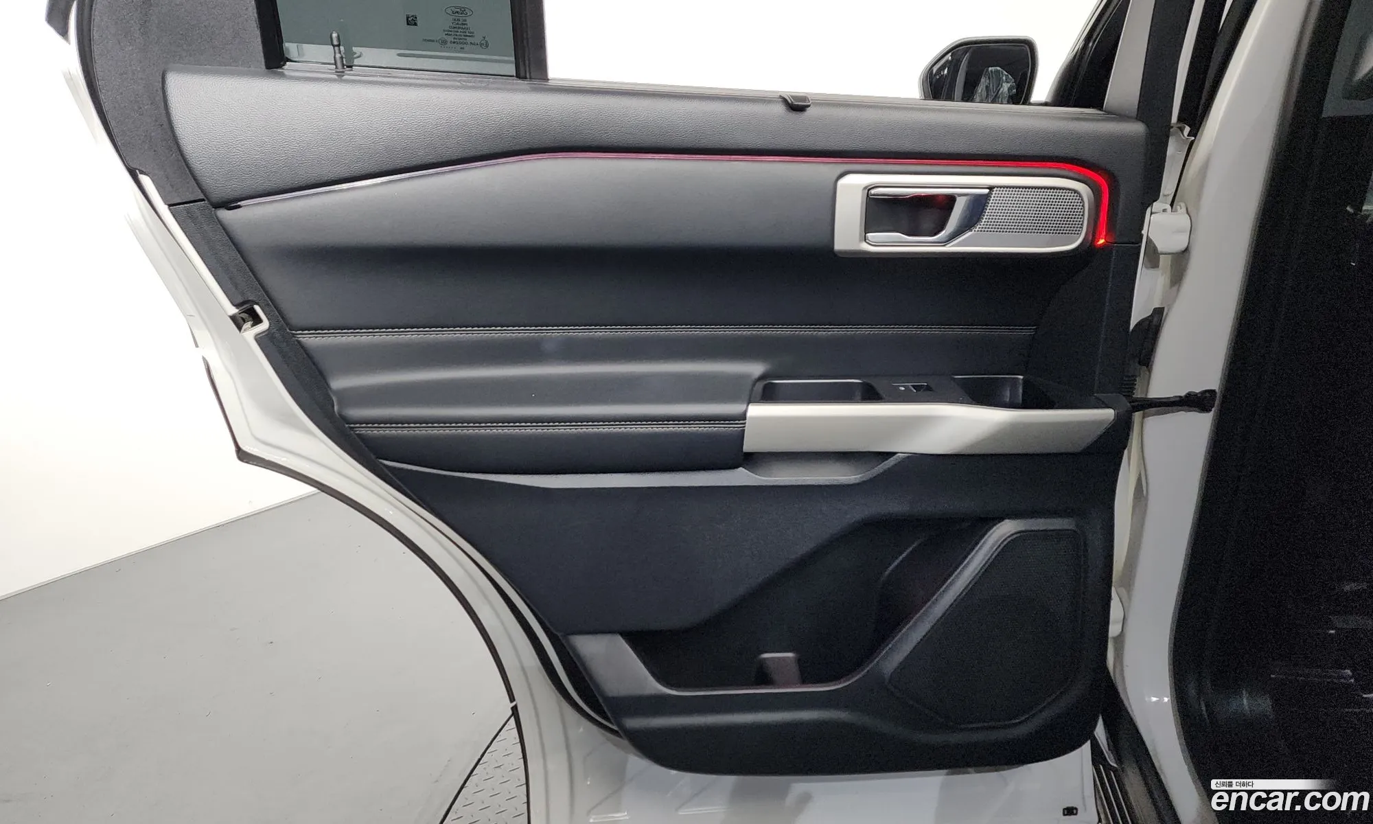 Ford Explorer 6th Gen 2020 1FMSK8FH2LGC54637 — 33