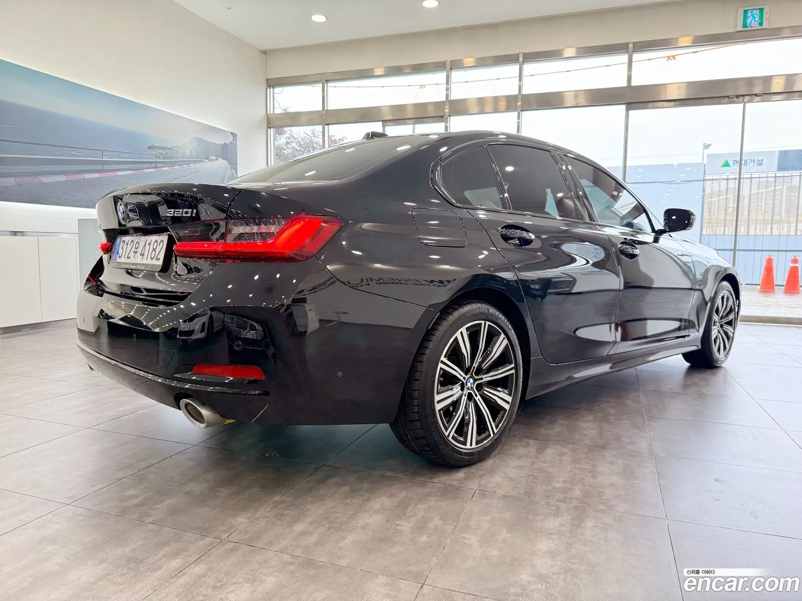BMW 3 Series 2025 — 12