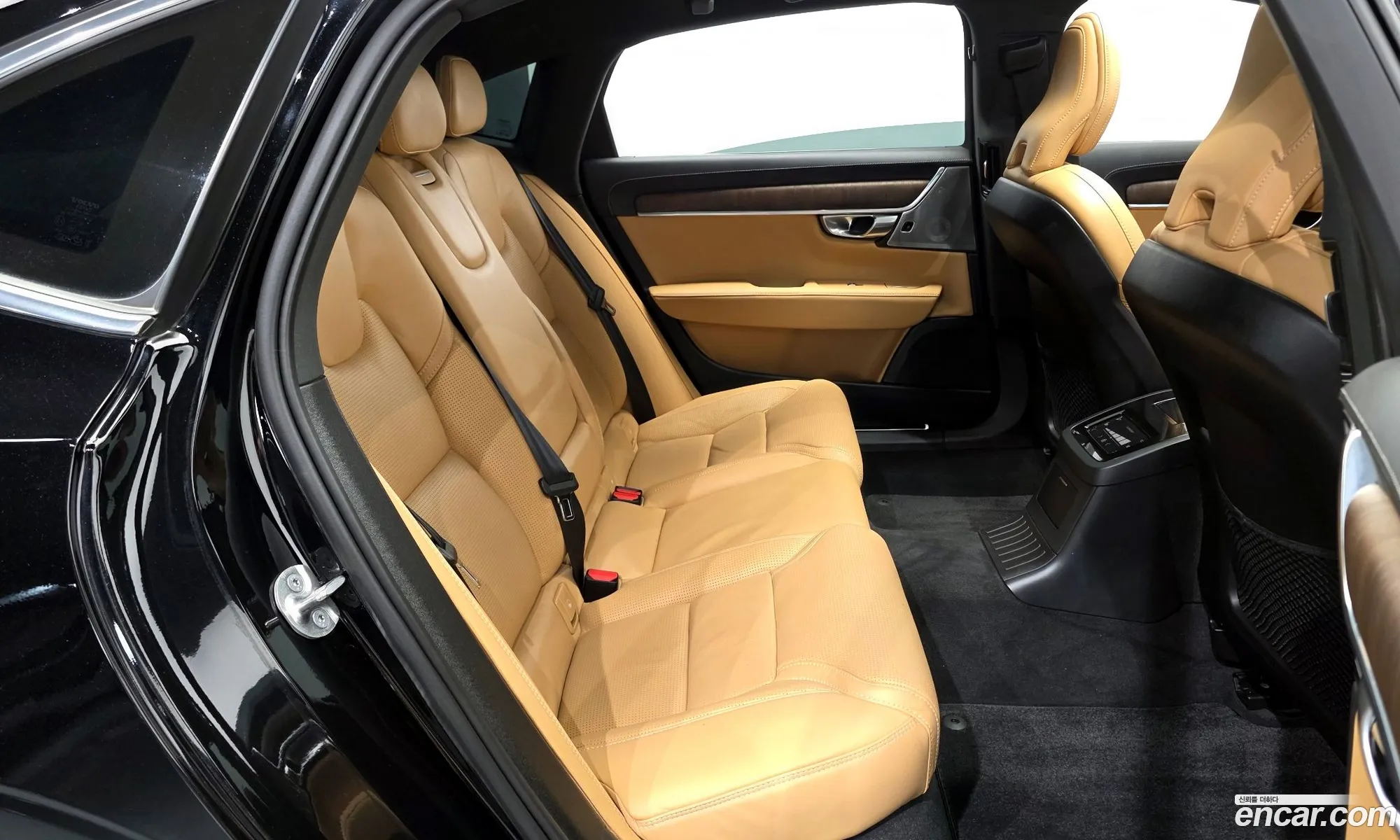 Volvo S90 2023 LVYPTH609PP344951 — 3