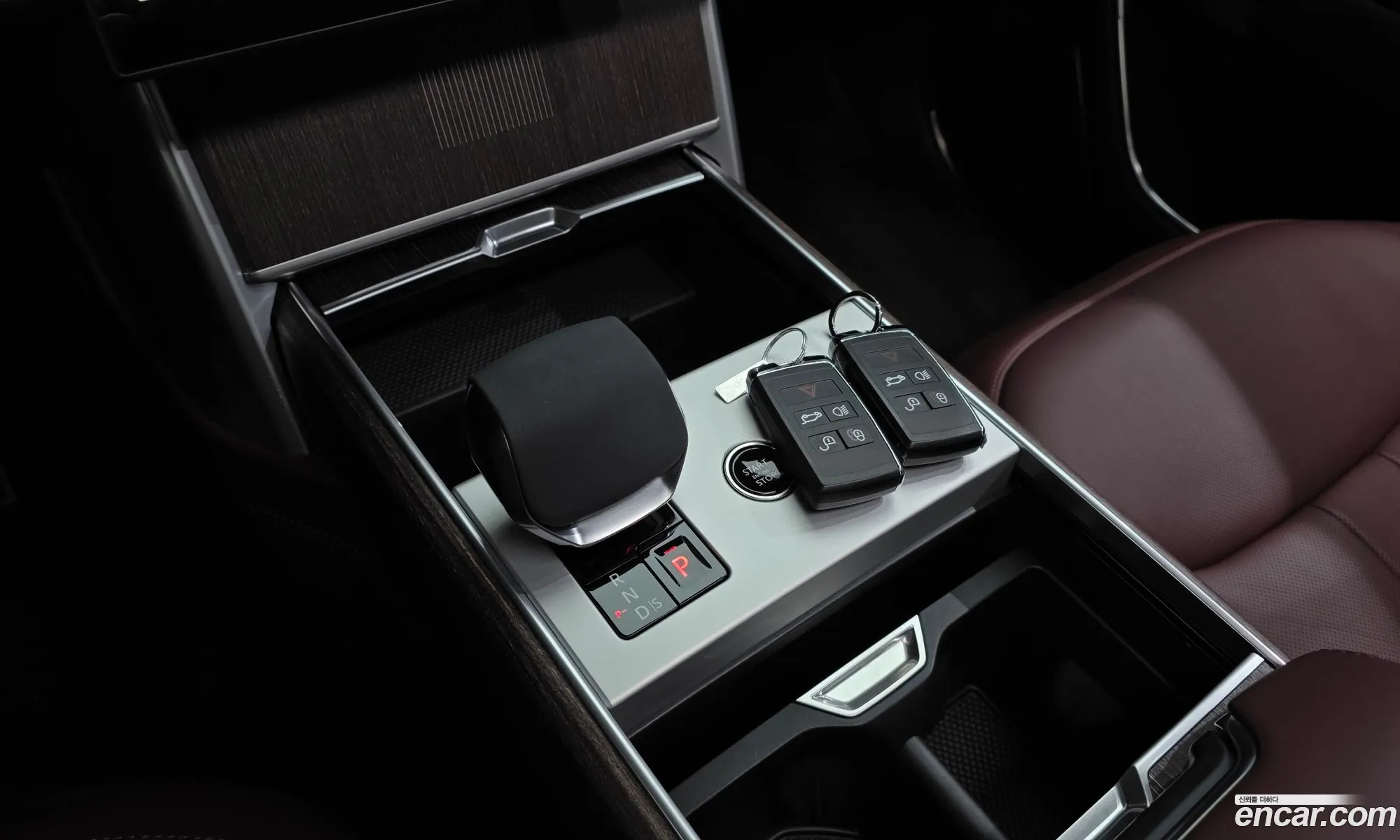 Land Rover Range Rover 2025 SALKA9B43S — 18