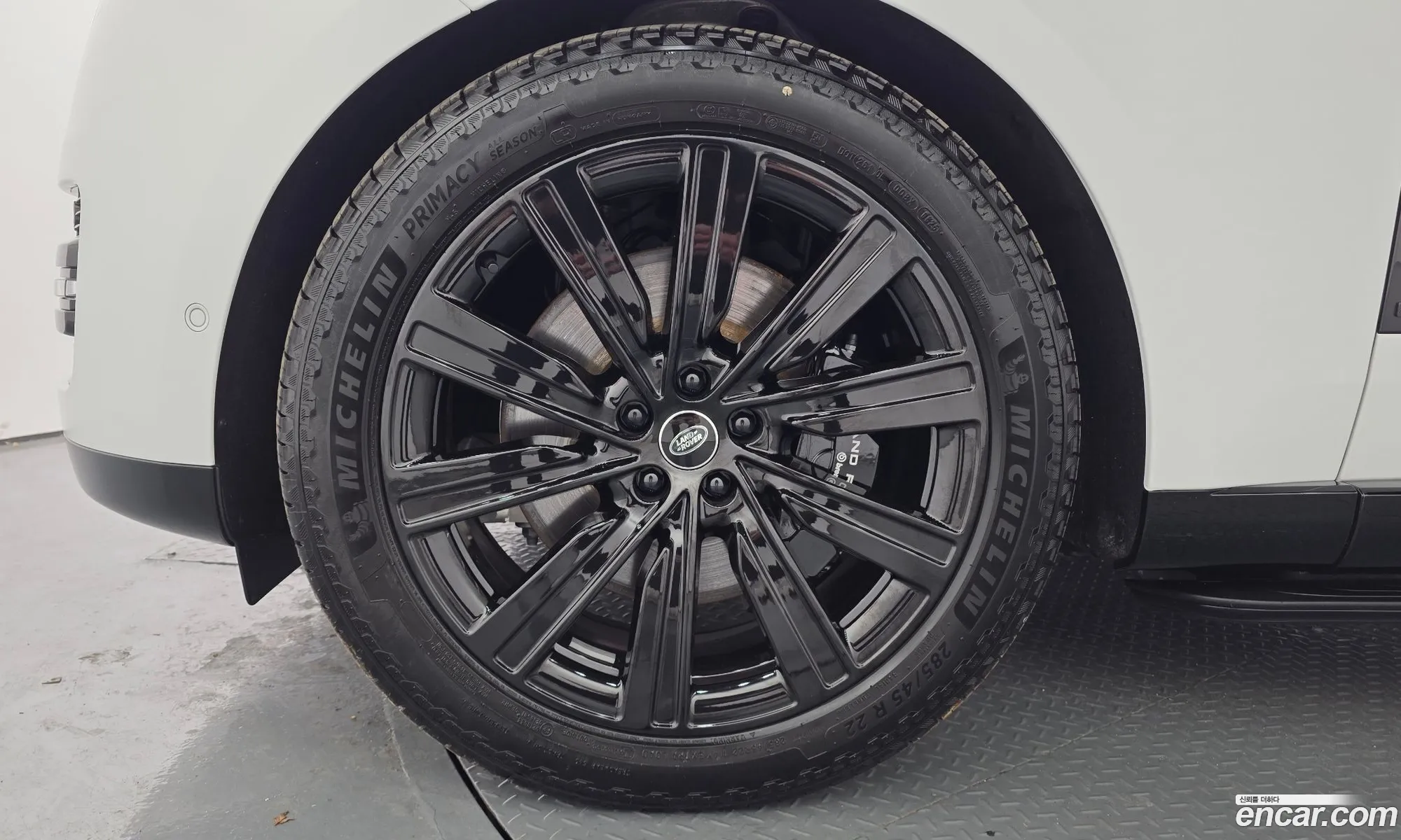 Land Rover Range Rover 2025 SALKA9B43S — 6