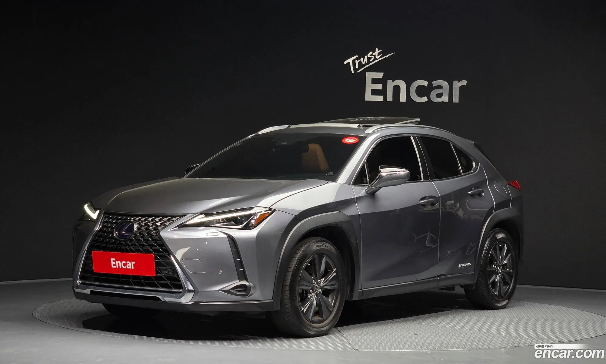 Lexus UX250h 2019 JTHY6JBH1K2001125 — 18