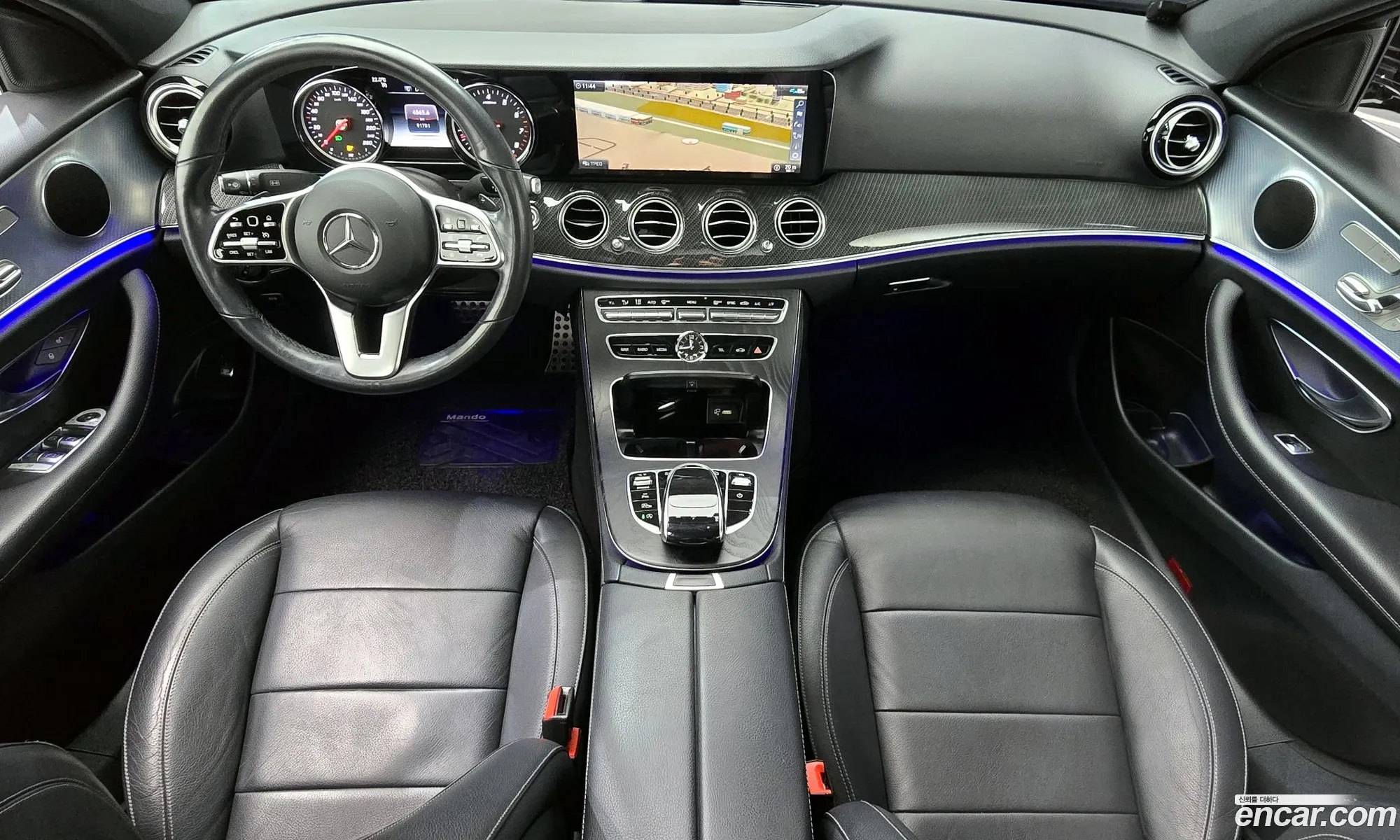 Mercedes-Benz E-Class W213 2019 WDDZF4FB1LA703228 — 13