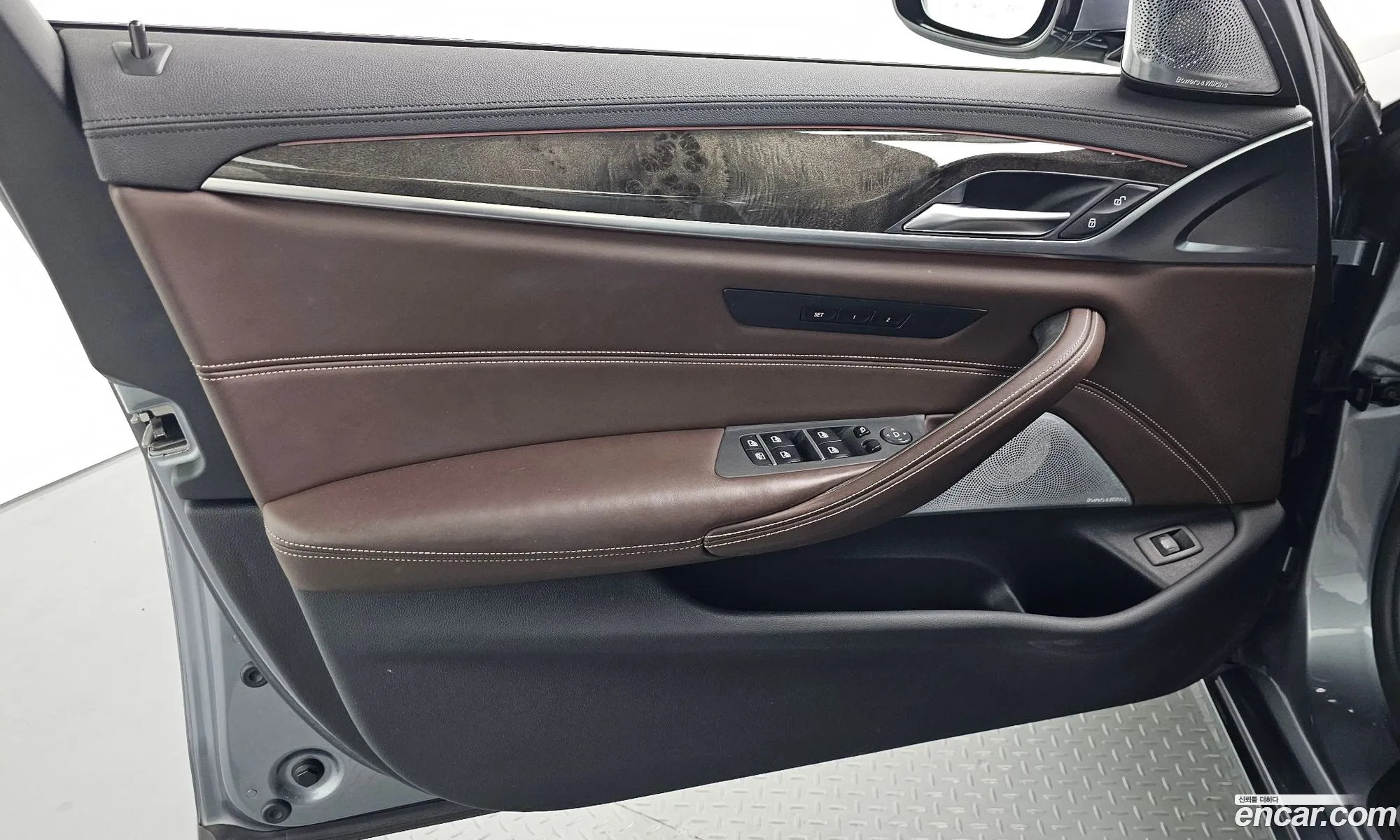 BMW 5 Series 2018 — 31