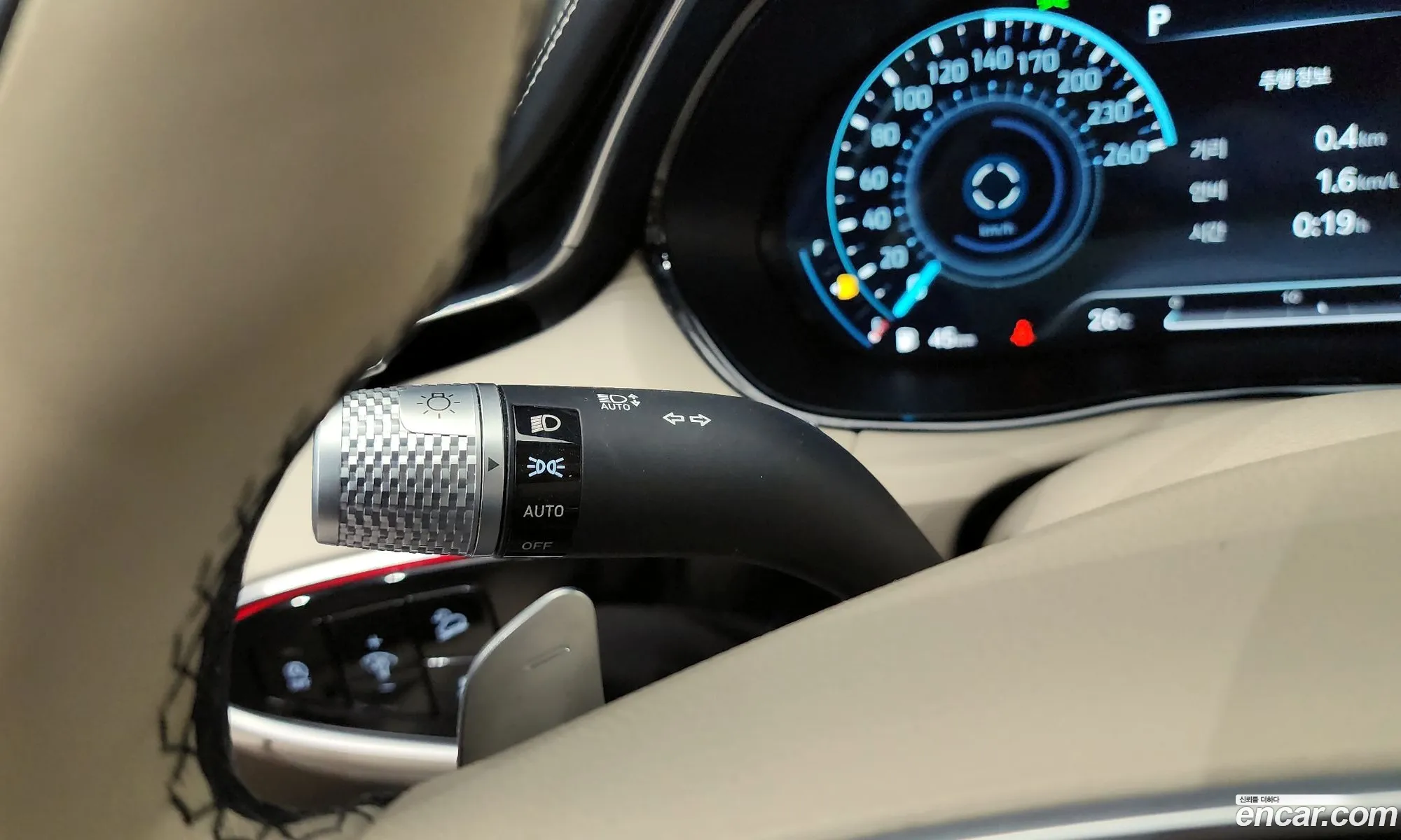 Genesis GV70 2021 — 22