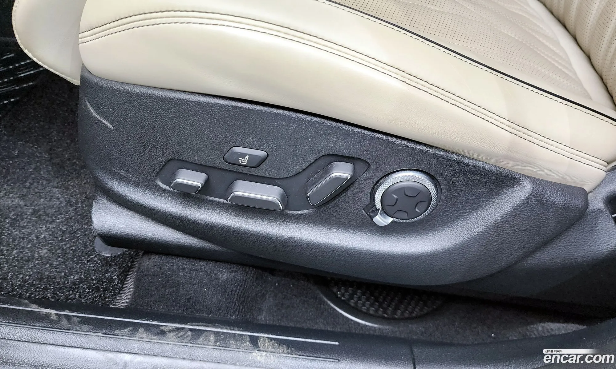 Genesis GV70 2021 — 7