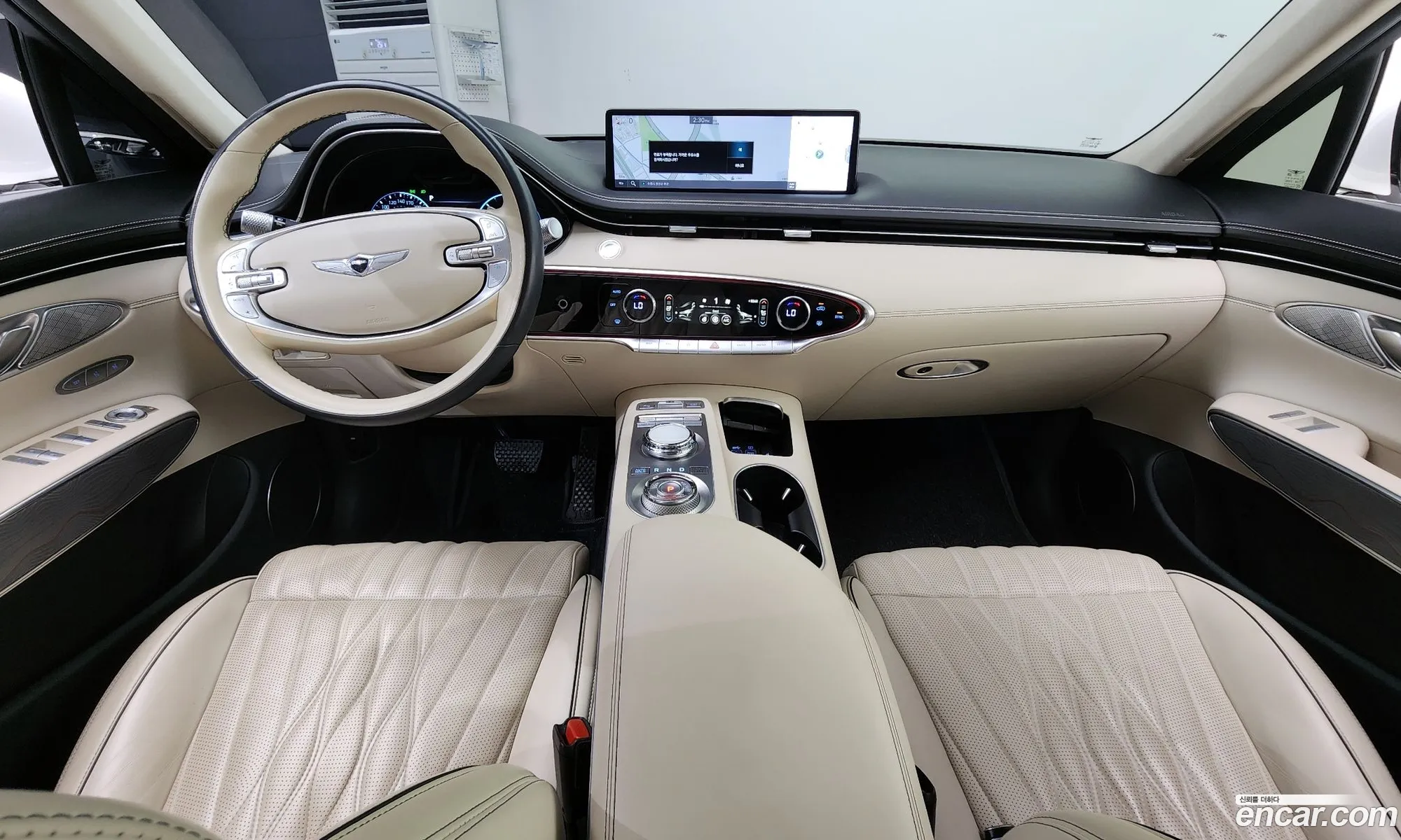 Genesis GV70 2021 — 4