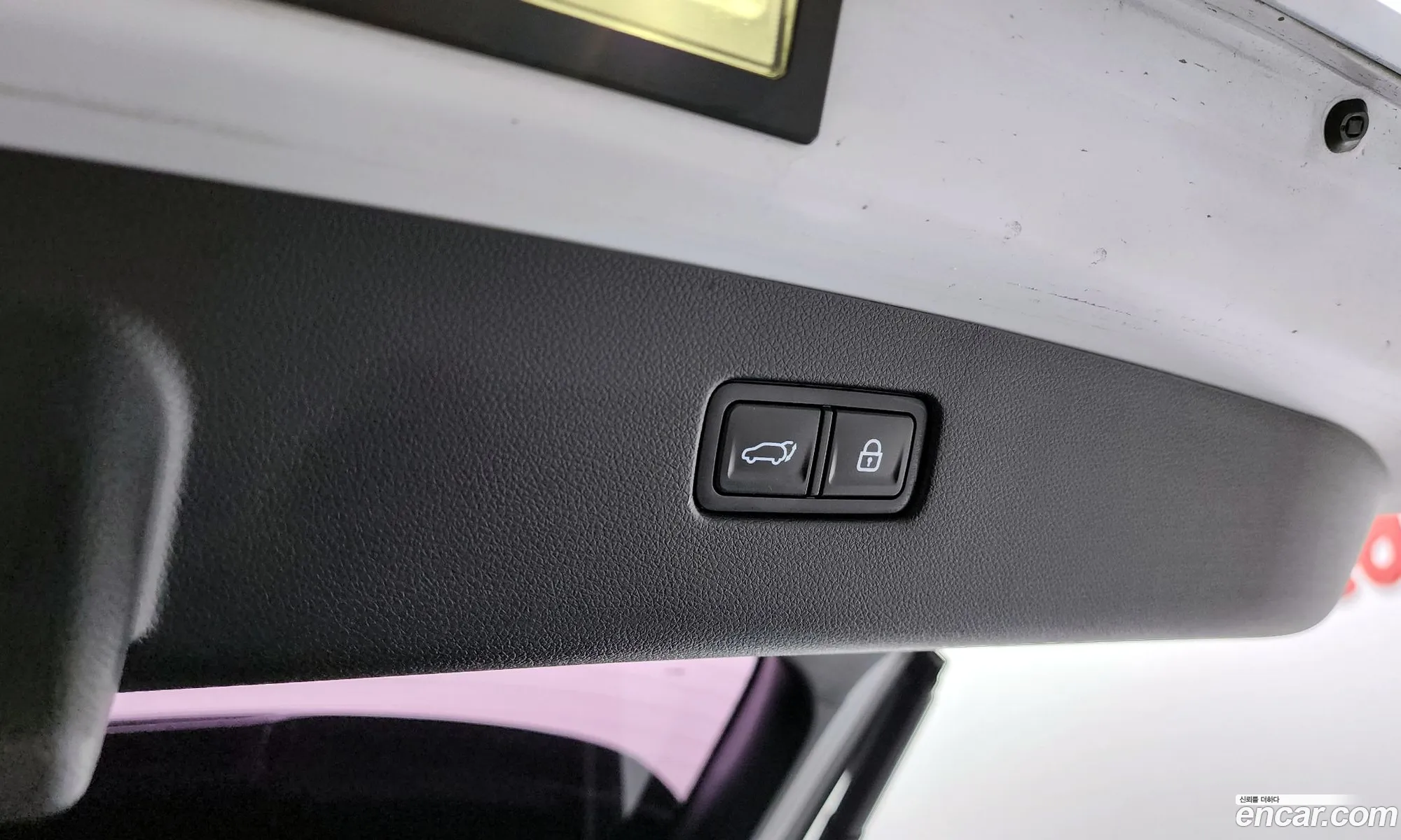 Genesis GV70 2021 — 28