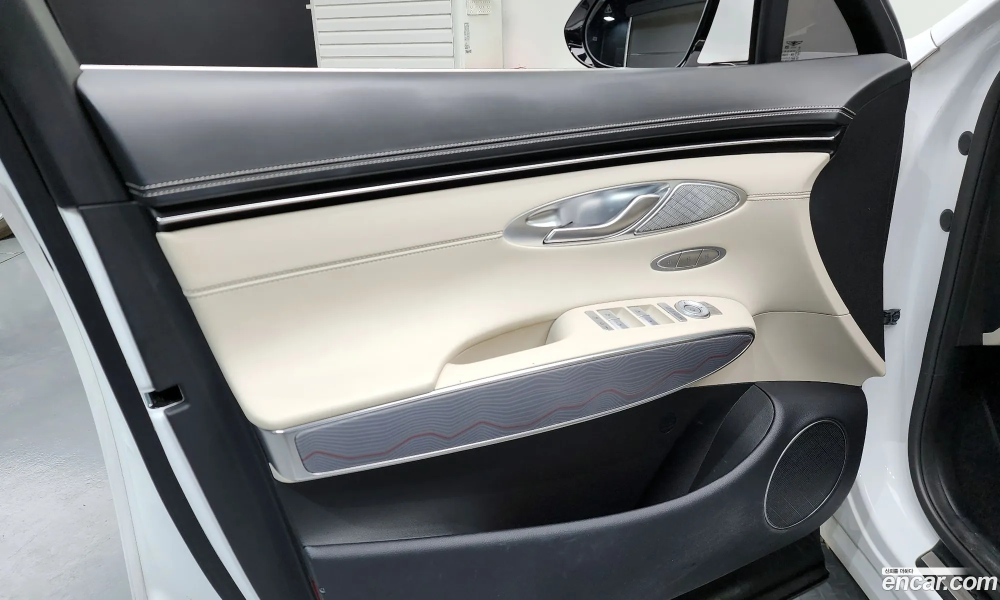 Genesis GV70 2021 — 13