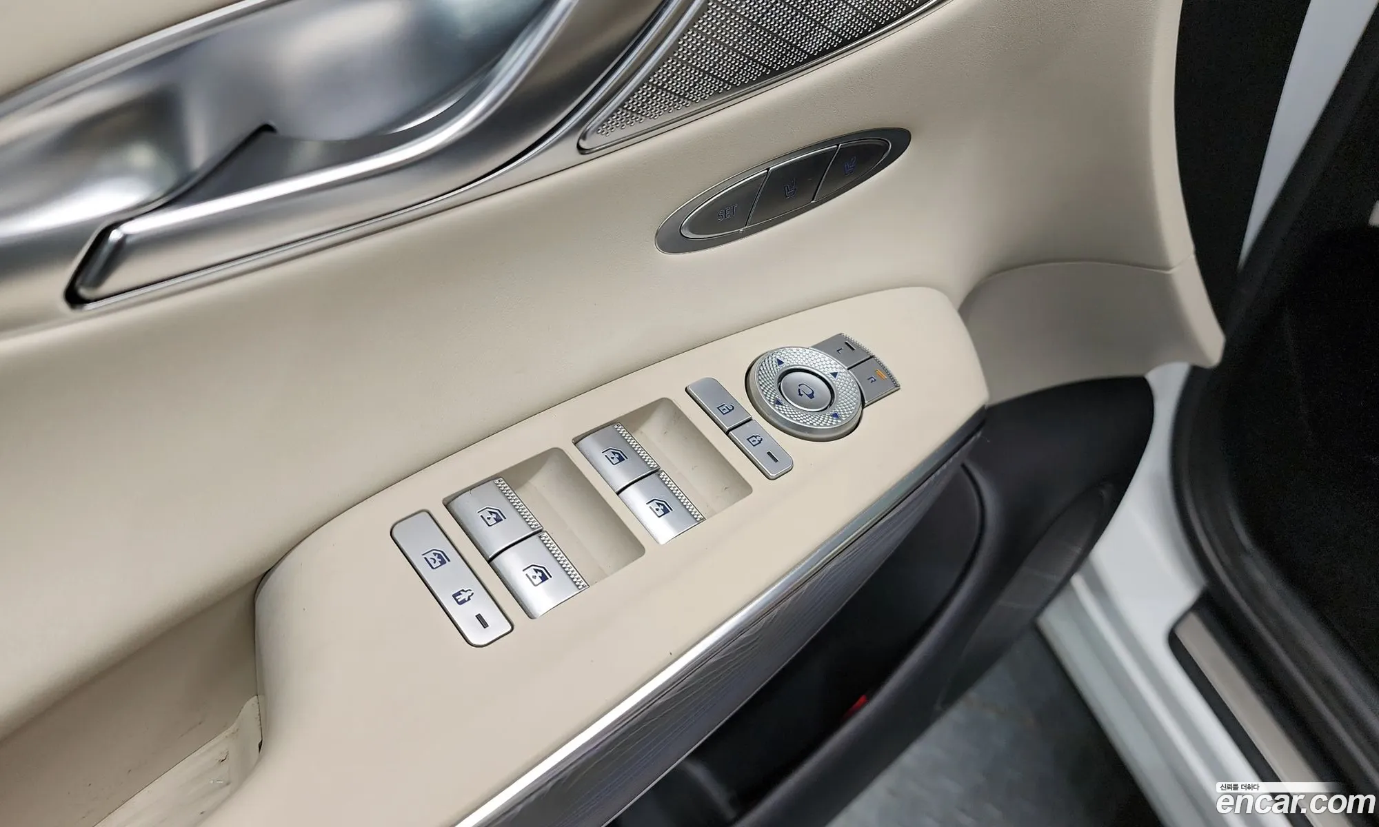 Genesis GV70 2021 — 27