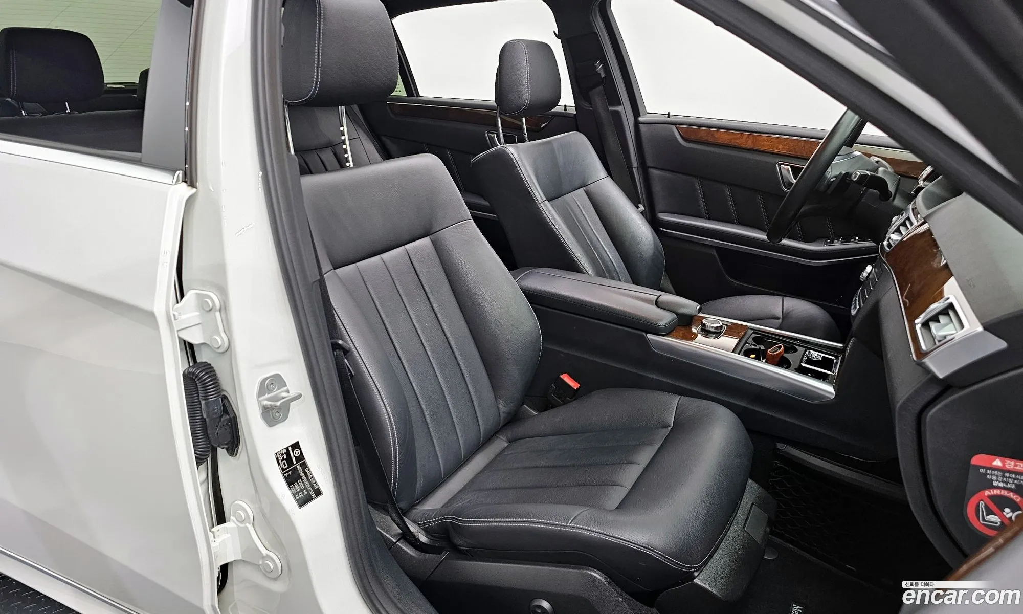 Mercedes-Benz E-Class W212 2015 — 20