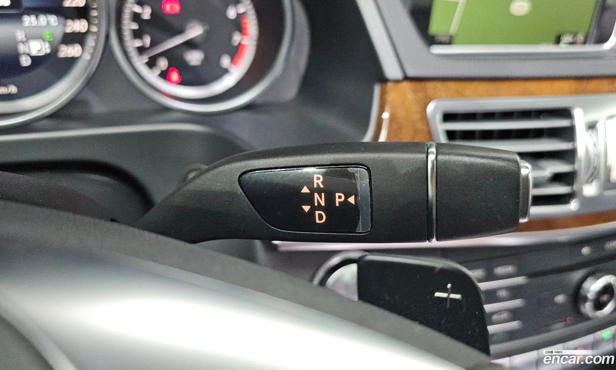 Mercedes-Benz E-Class W212 2015 — 2