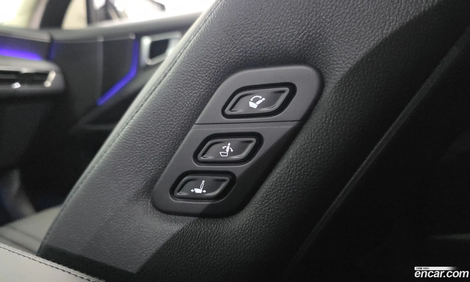 Kia K8 Hybrid 2024 — 17
