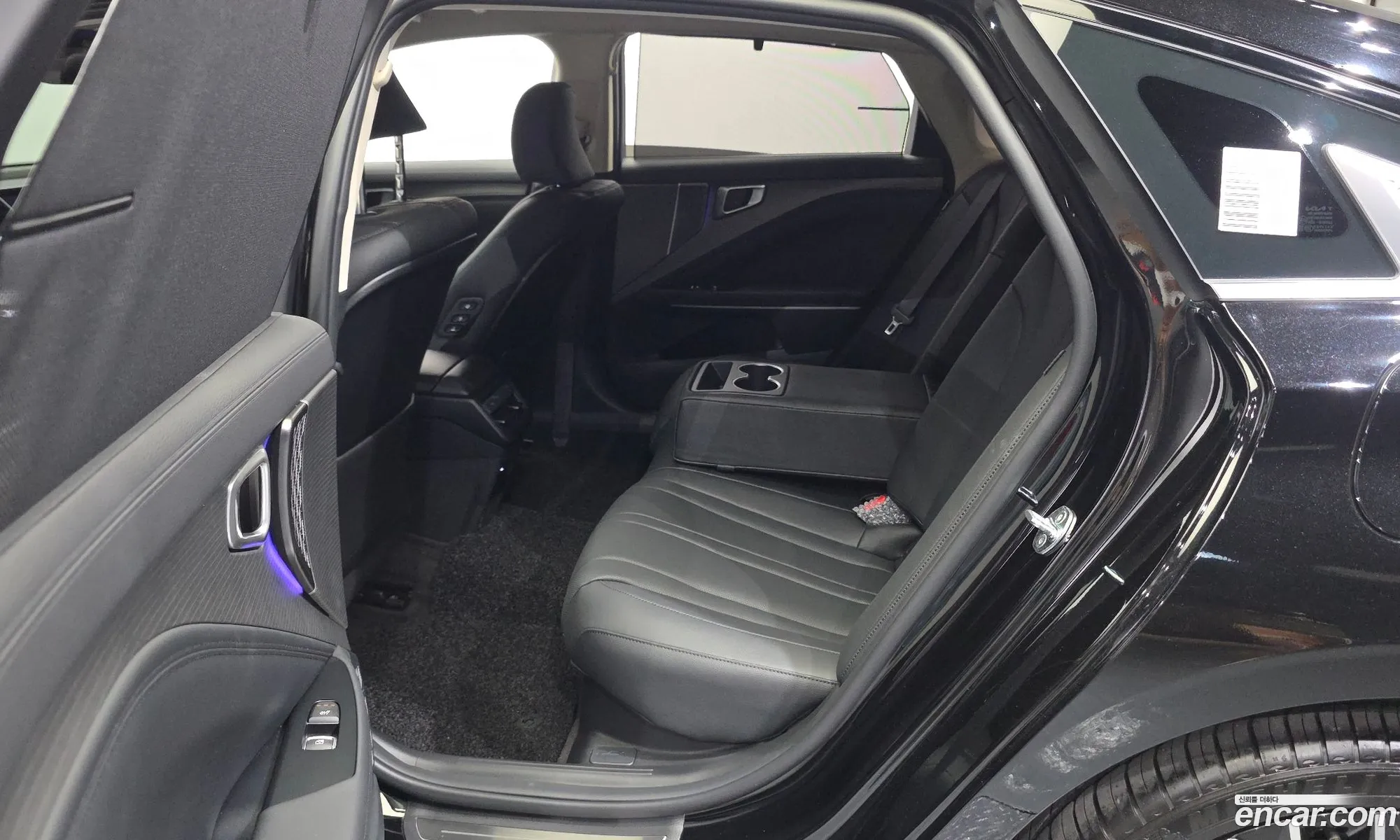 Kia K8 Hybrid 2024 — 2