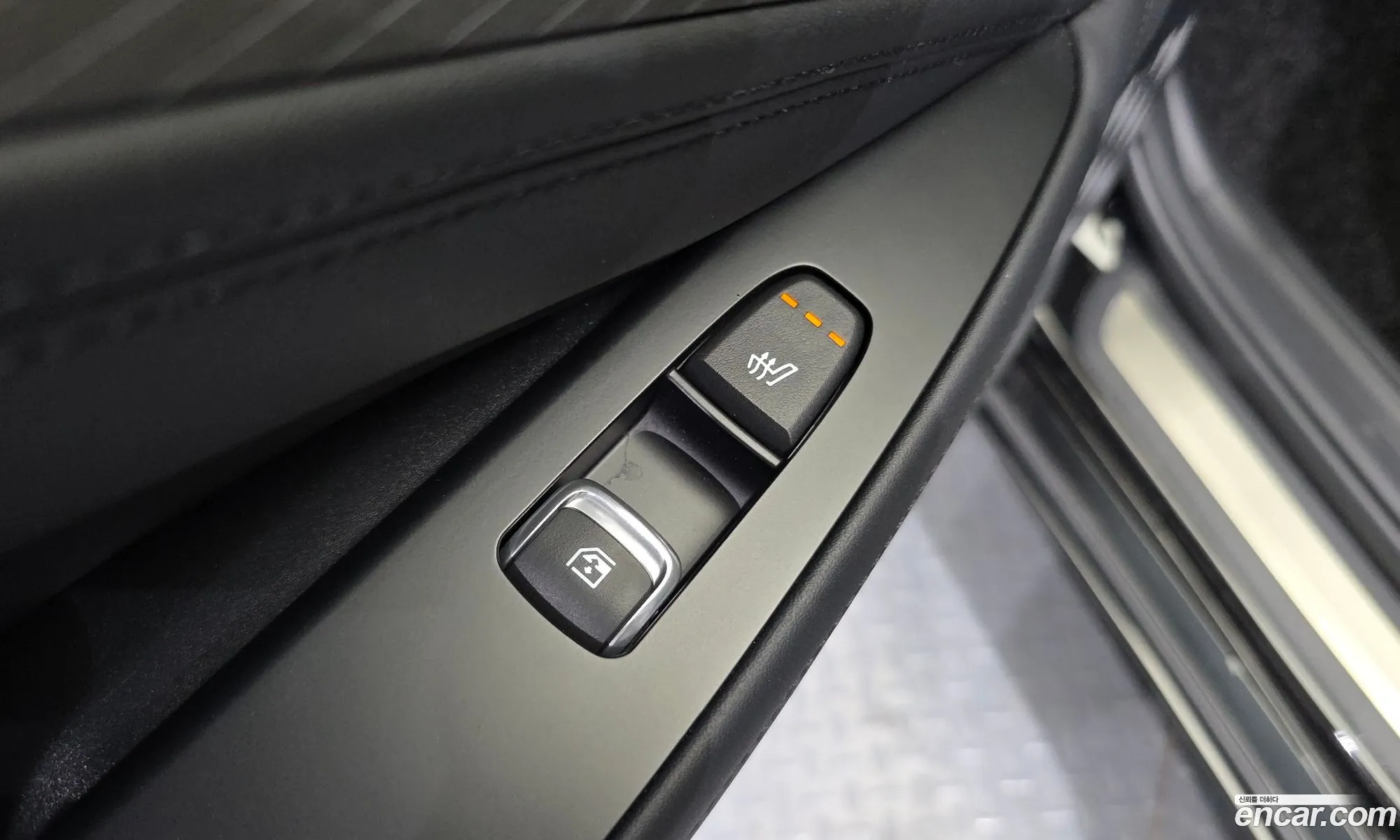 Kia K8 Hybrid 2024 — 8
