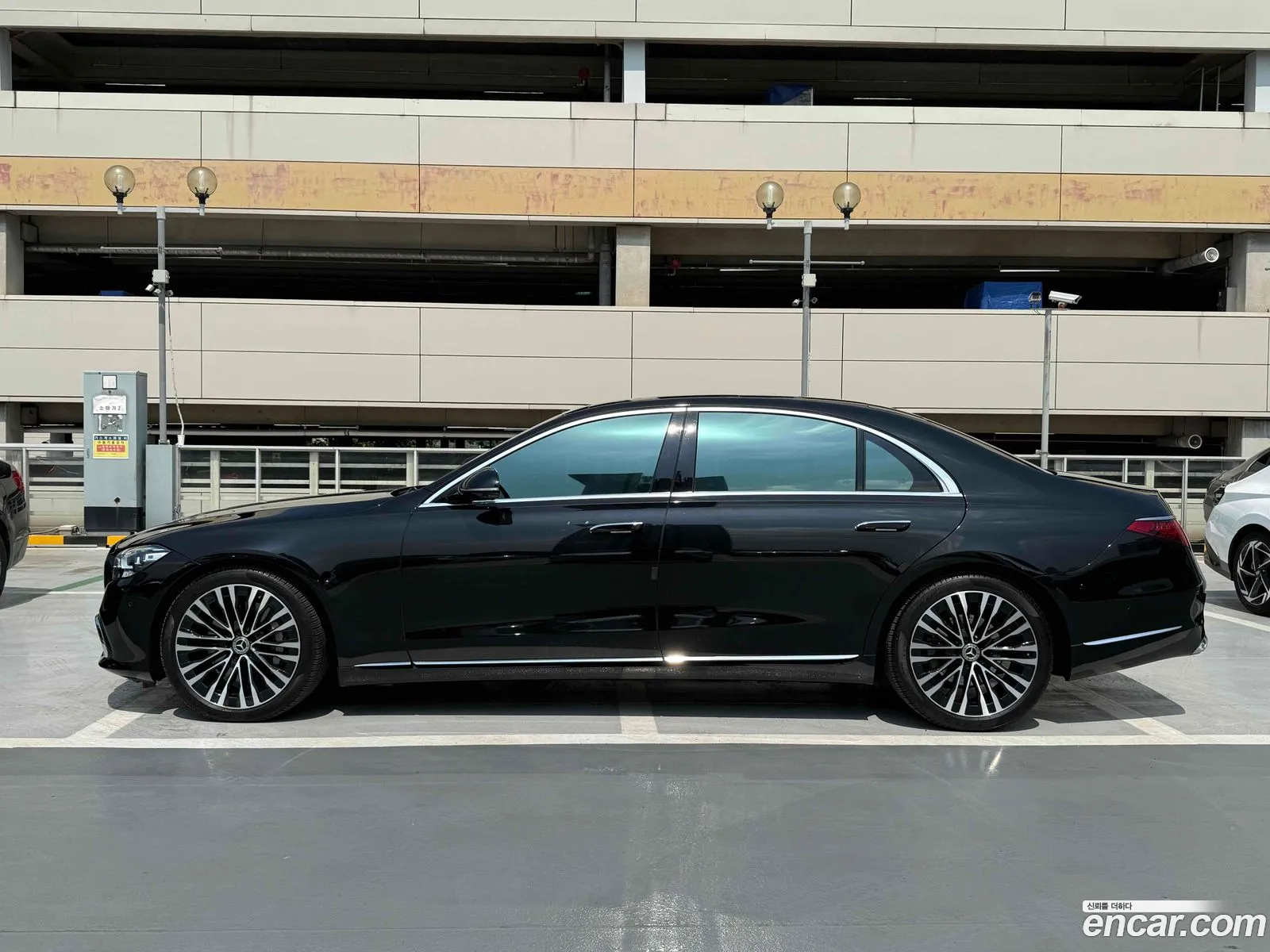 Mercedes-Benz S-Class W223 2022 — 2