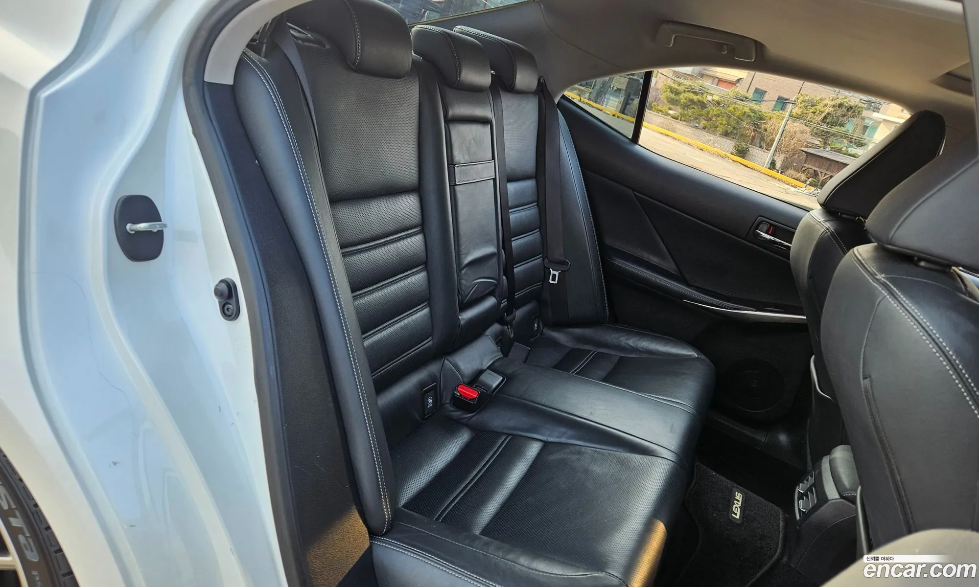 Lexus IS250 2013 — 9