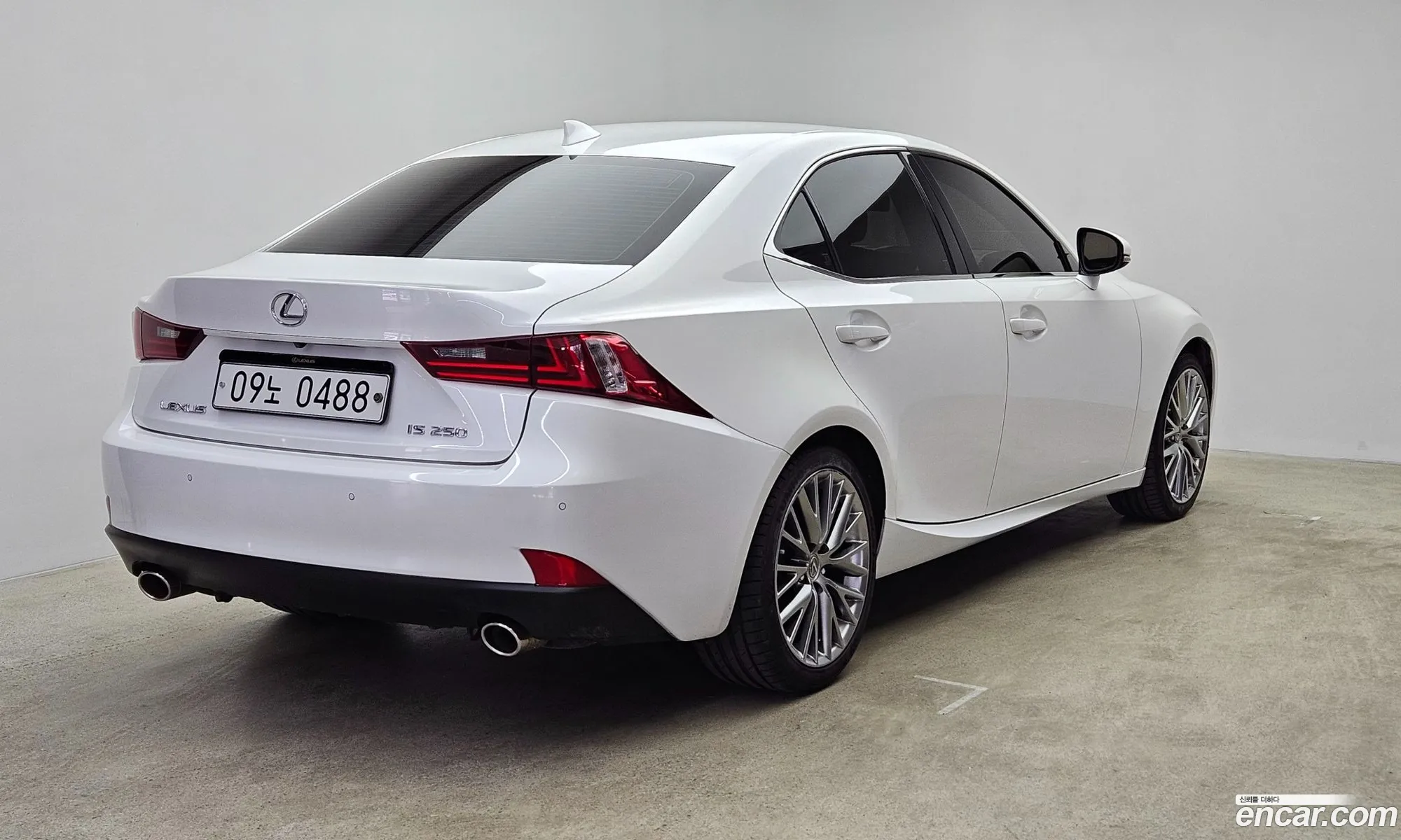 Lexus IS250 2013 — 17