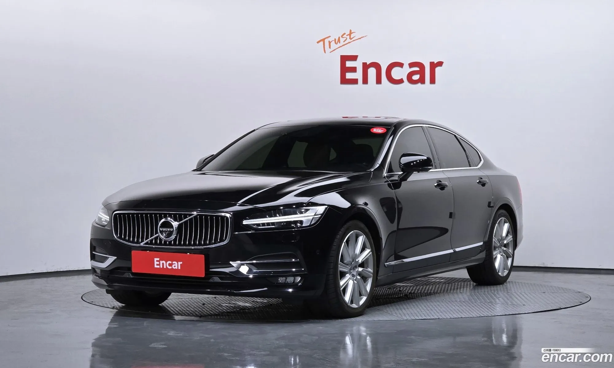 Volvo S90 2019 — 26