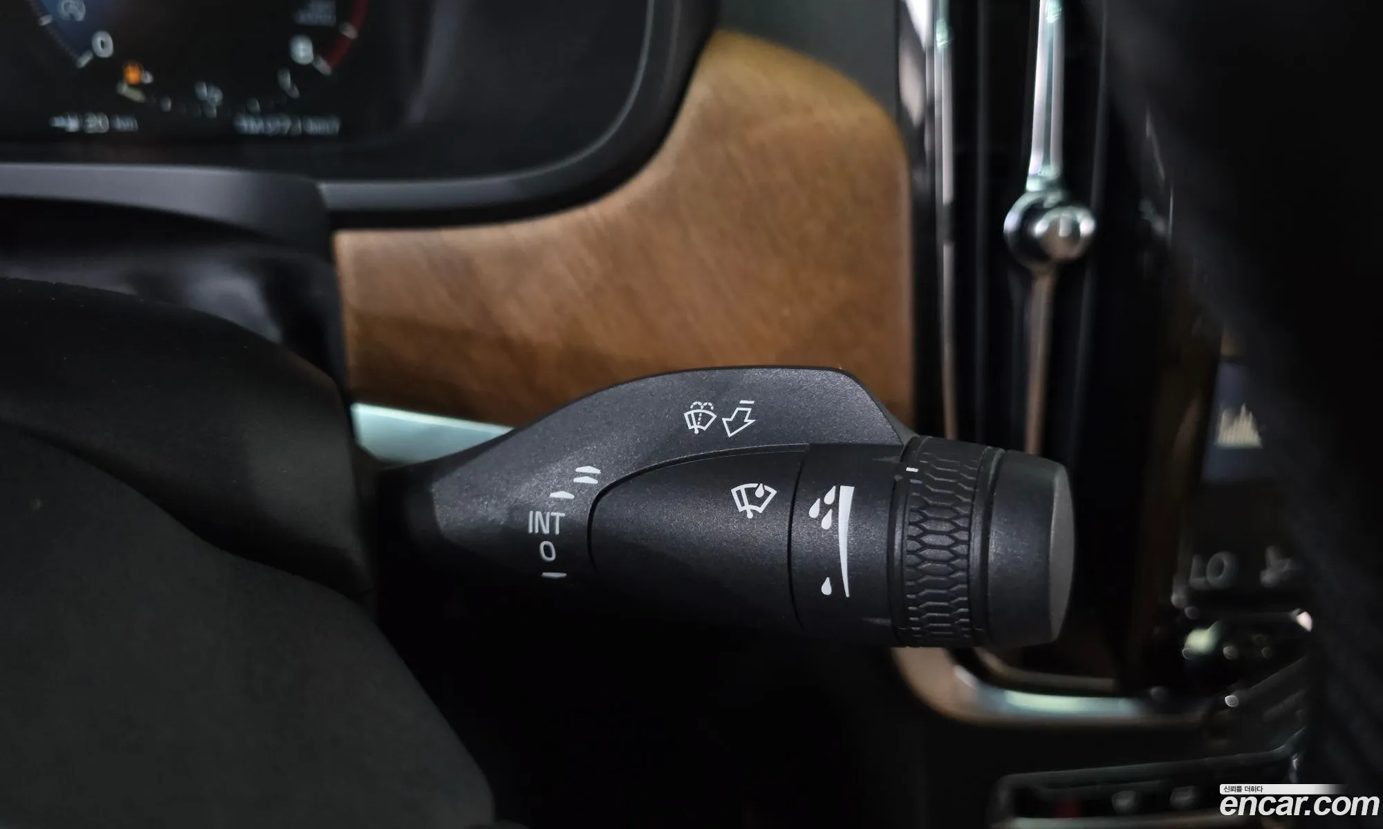 Volvo S90 2019 — 18