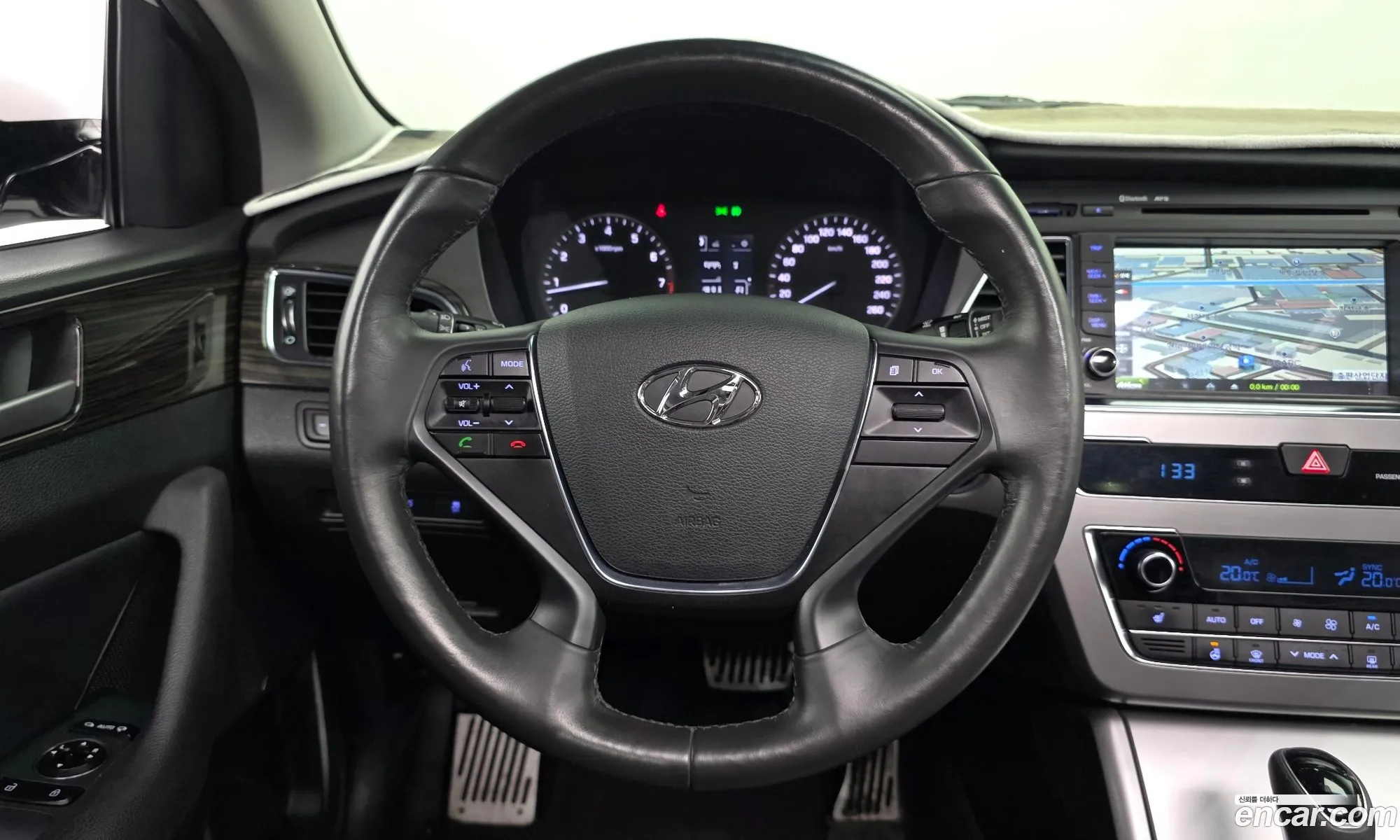Hyundai LF Sonata 2016 — 4