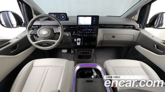 Hyundai Staria 2024 — 4