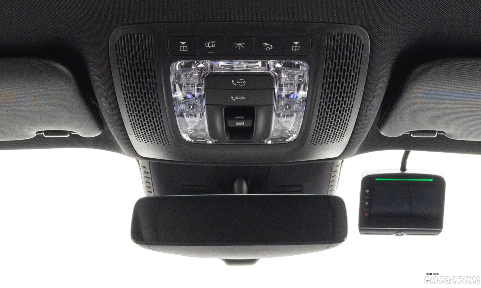 Mercedes-Benz EQB X243 2025 — 10