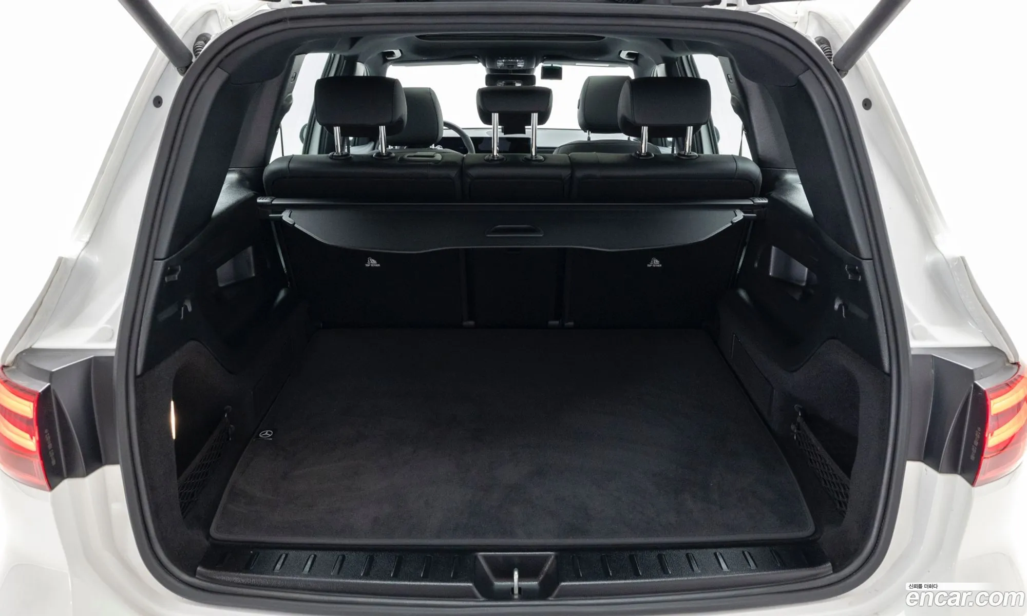 Mercedes-Benz EQB X243 2025 — 11