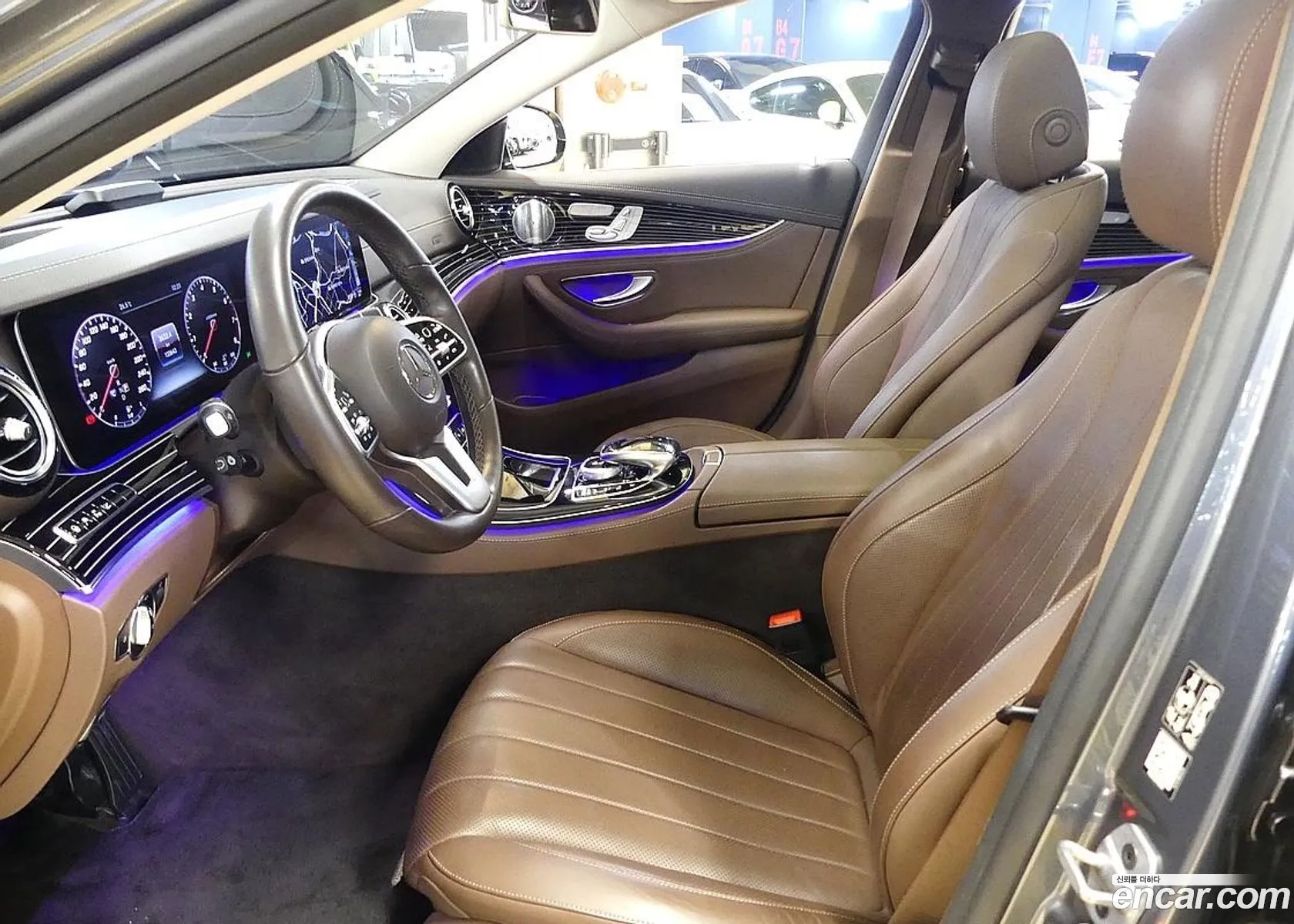 Mercedes-Benz E-Class W213 2019 — 17