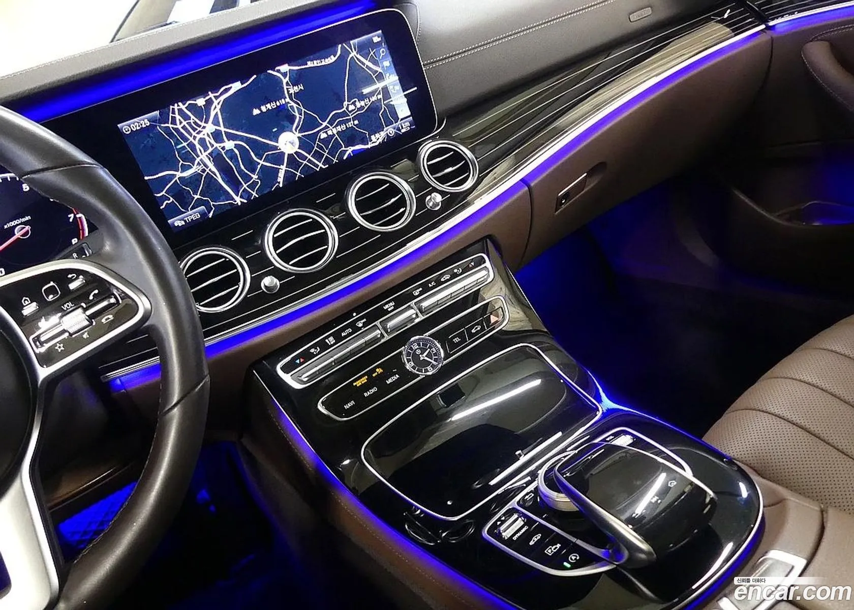 Mercedes-Benz E-Class W213 2019 — 13