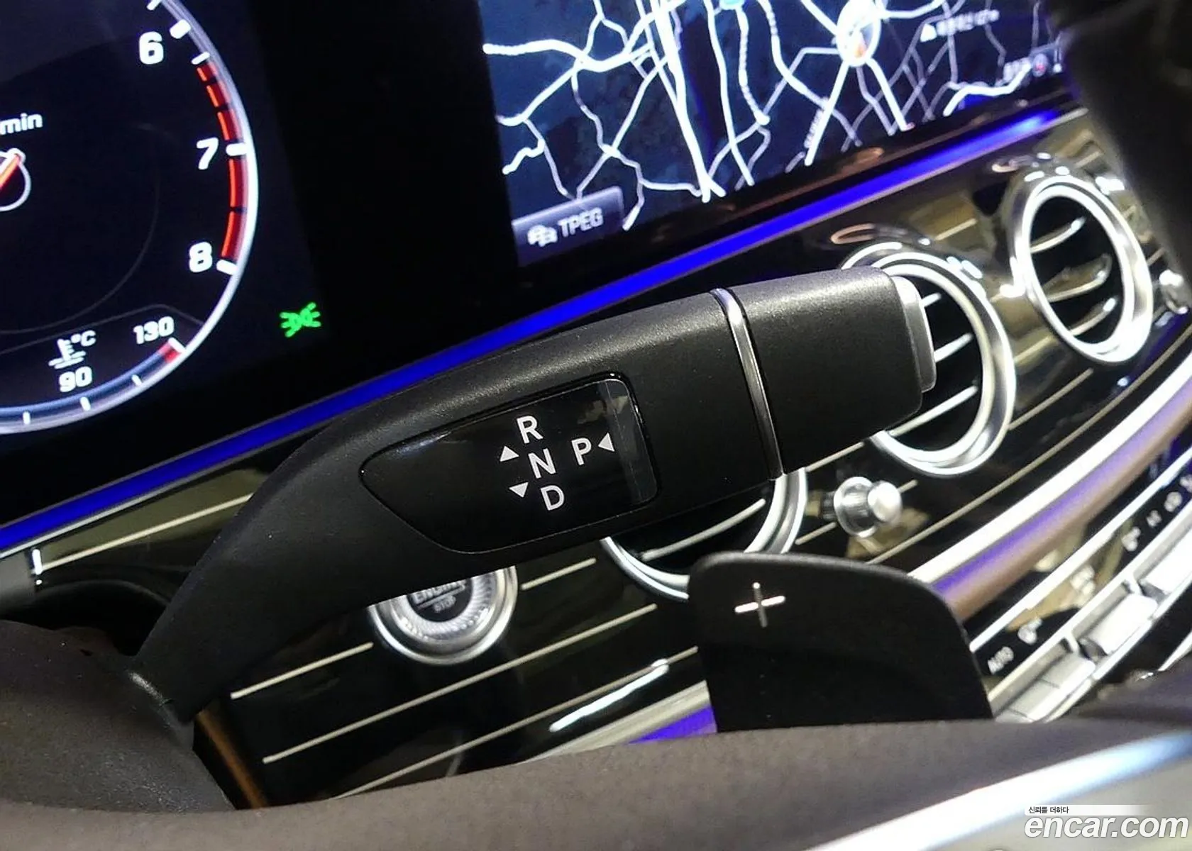 Mercedes-Benz E-Class W213 2019 — 14