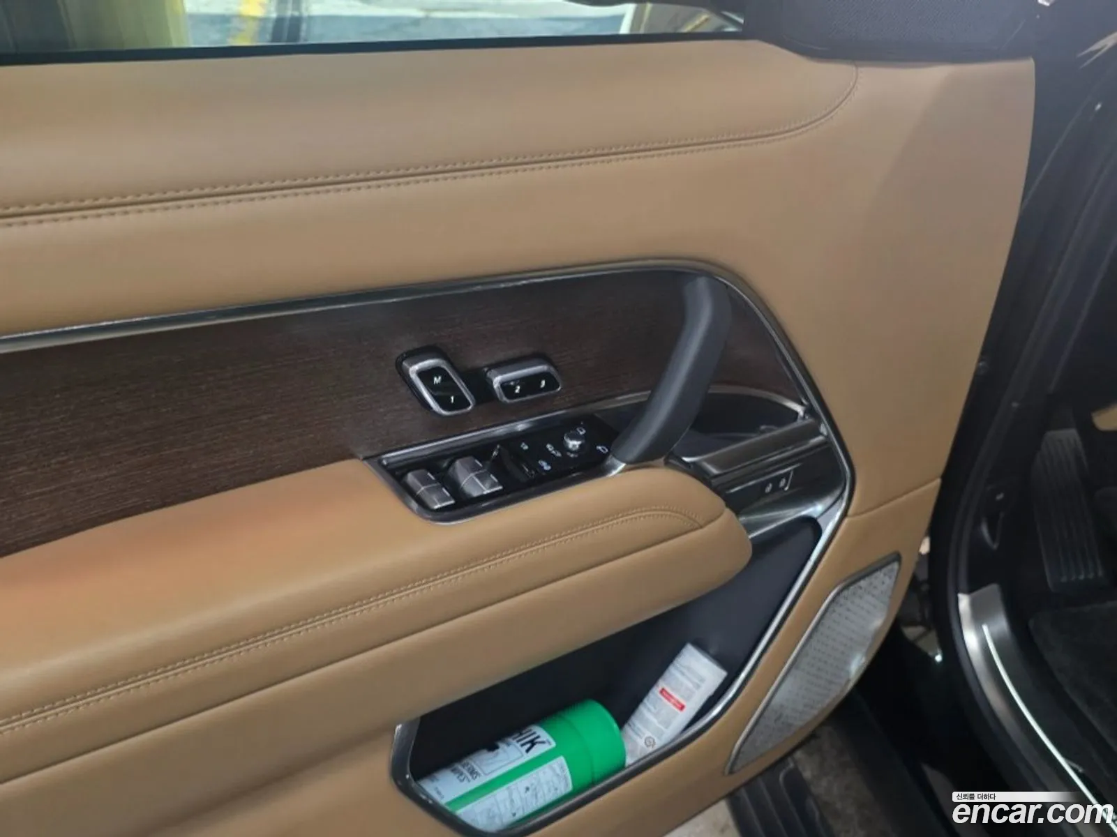 Land Rover Range Rover 2024 — 12