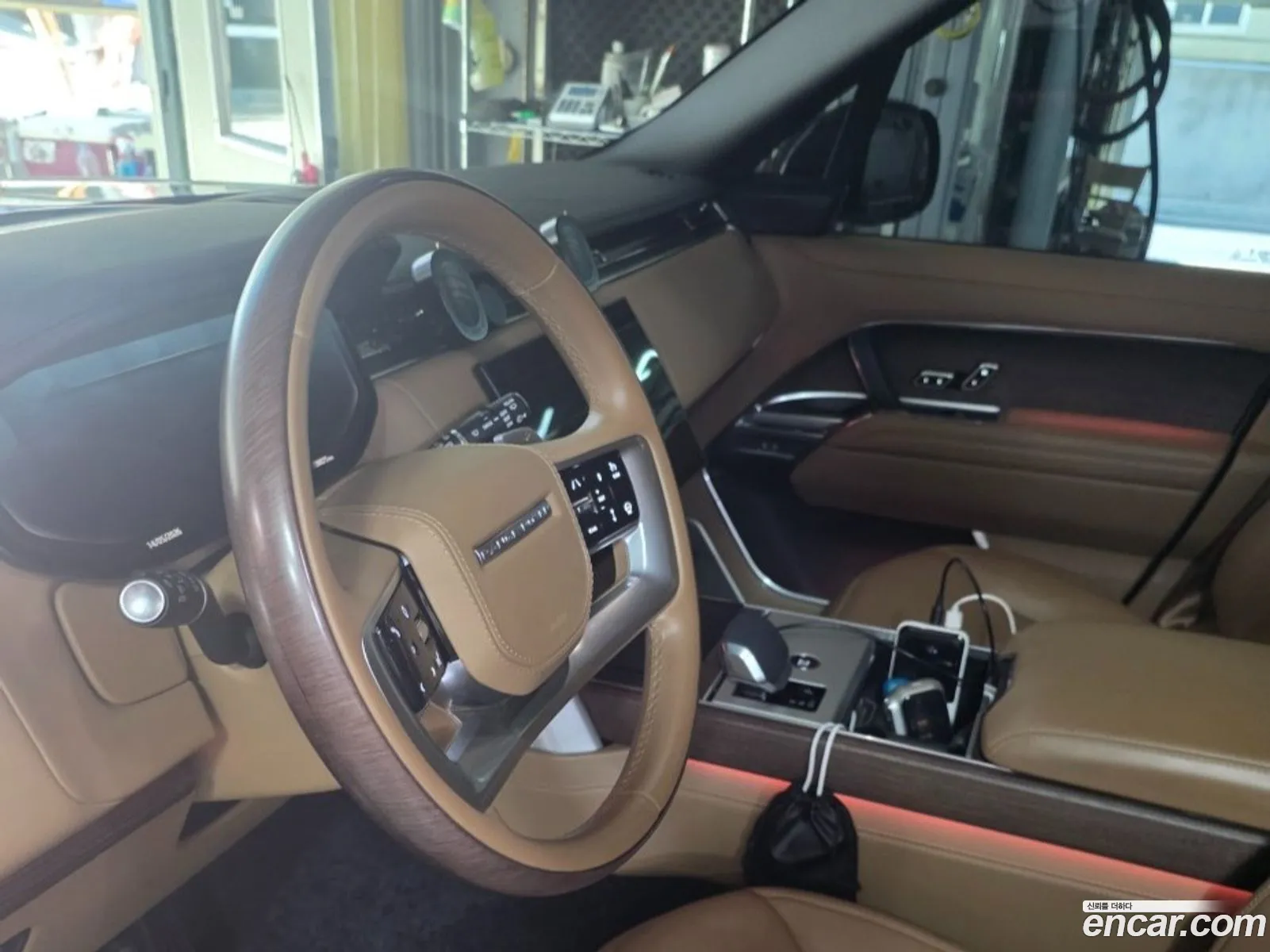 Land Rover Range Rover 2024 — 4