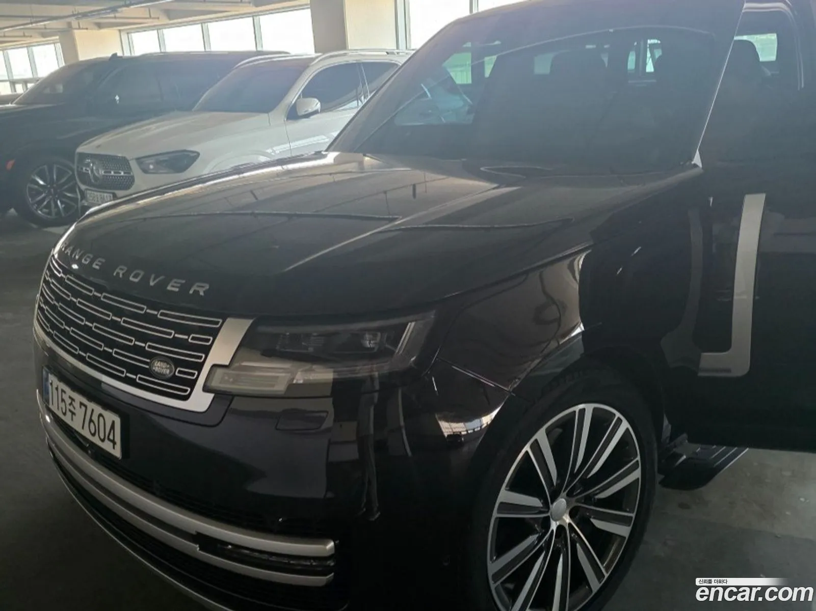 Land Rover Range Rover 2024 — 19