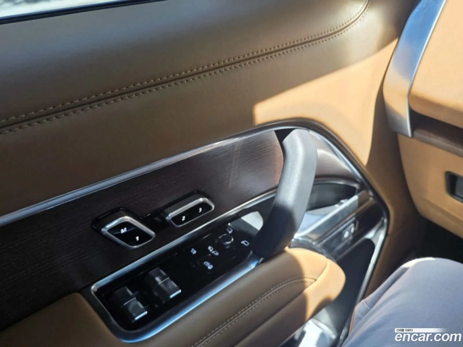 Land Rover Range Rover 2024 — 8