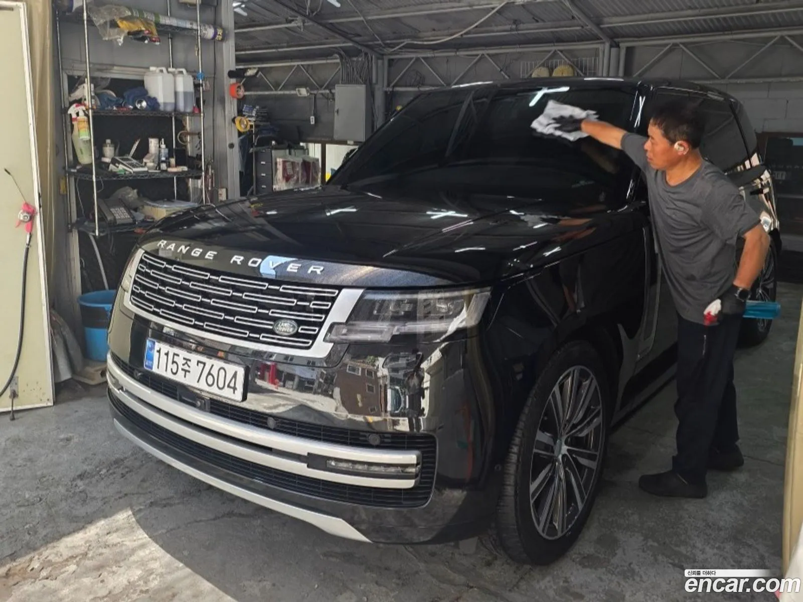 Land Rover Range Rover 2024 — 2