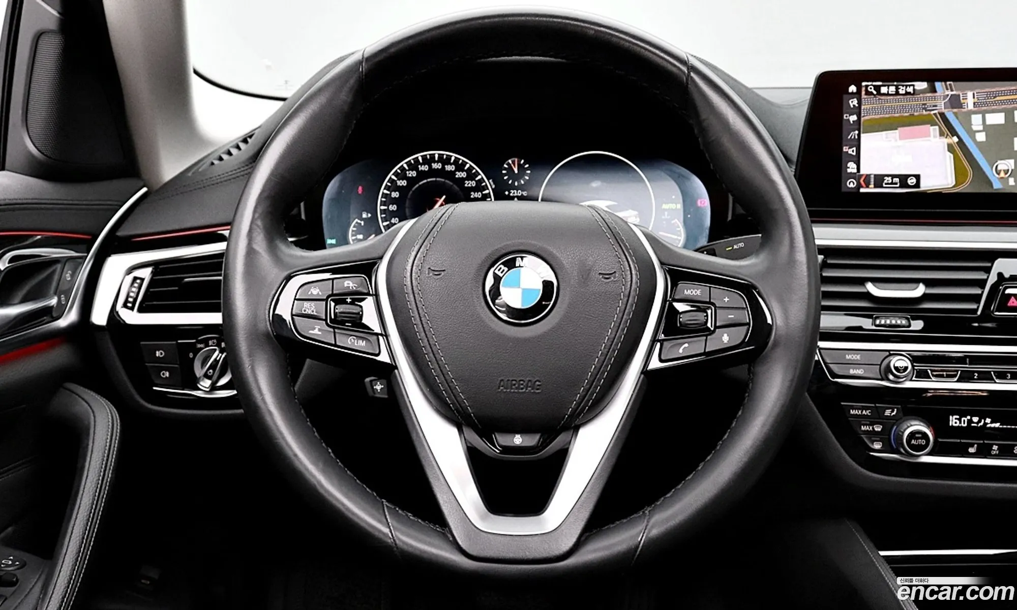 BMW 5 Series 2019 — 5