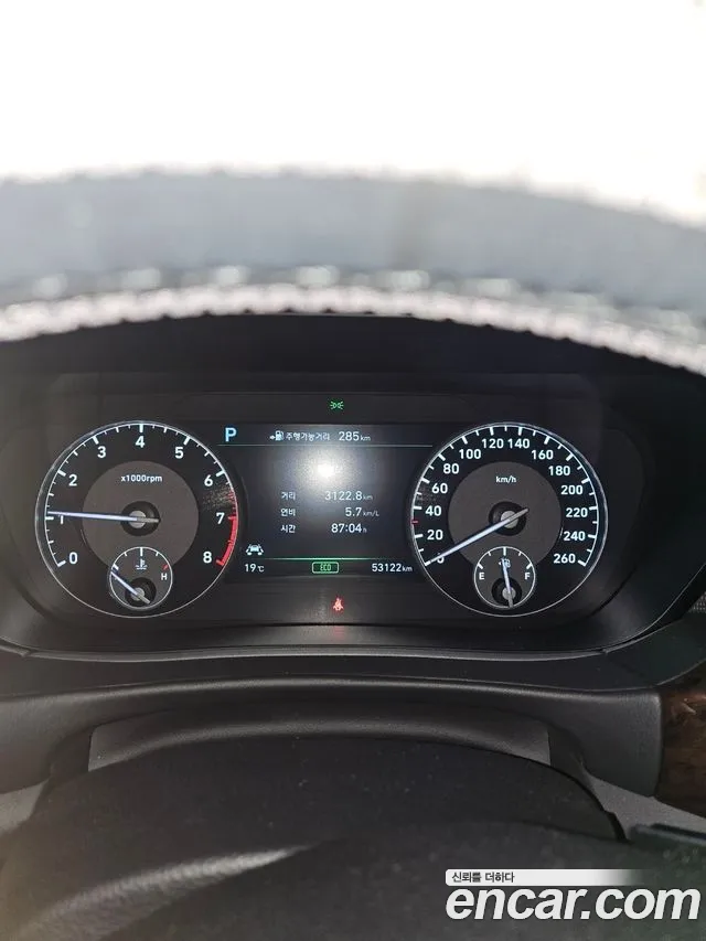 Genesis EQ900 2016 — 4