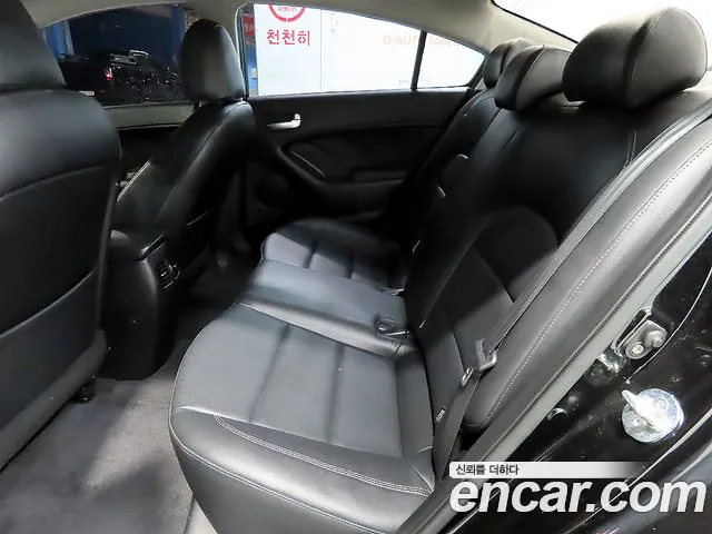 Kia K3 2015 — 4