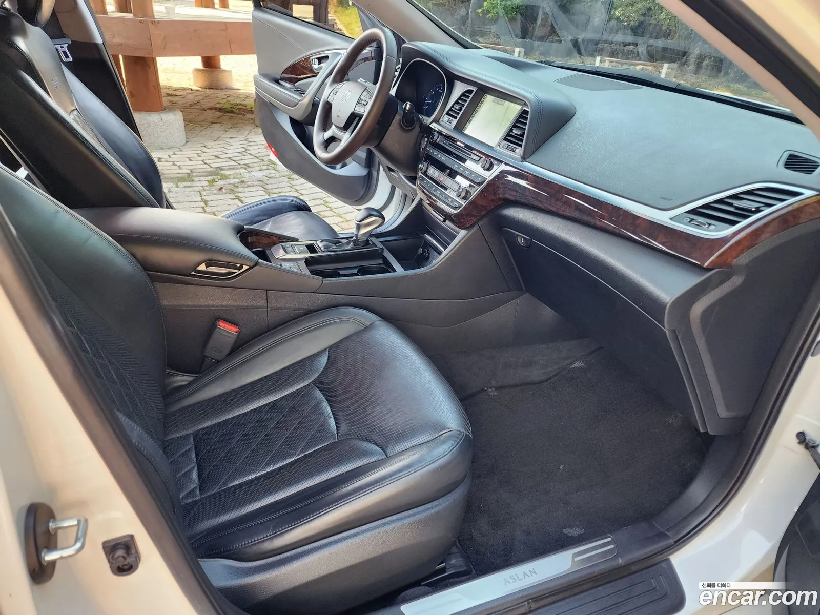 Hyundai Aslan 2015 — 5