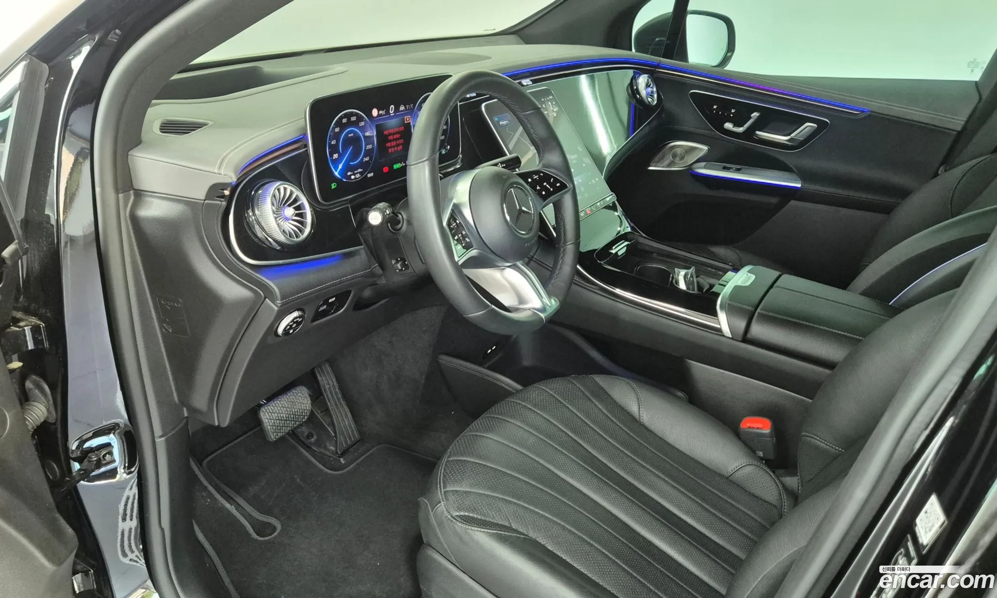 Mercedes-Benz EQE SUV X294 2023 — 14