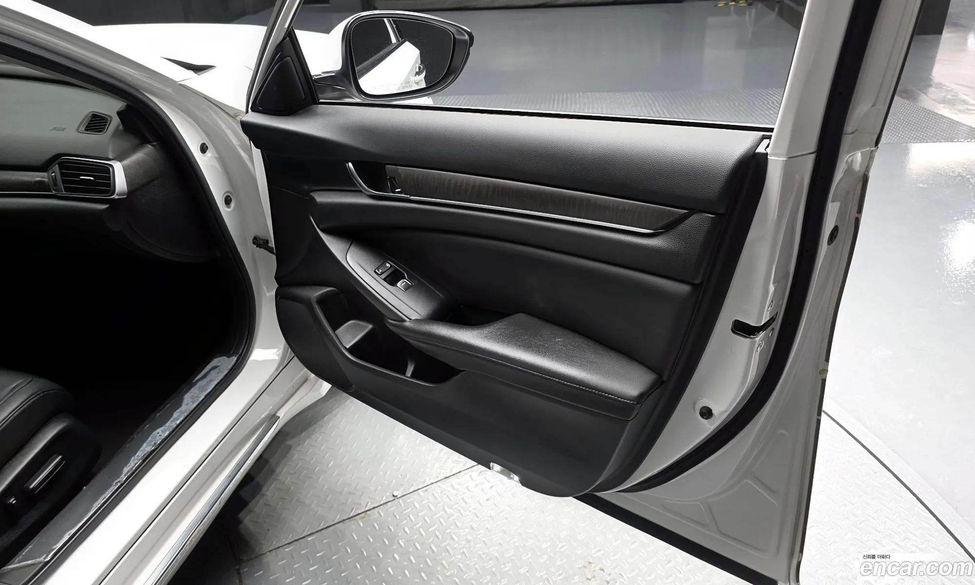Honda Accord 10th Gen 2019 — 13